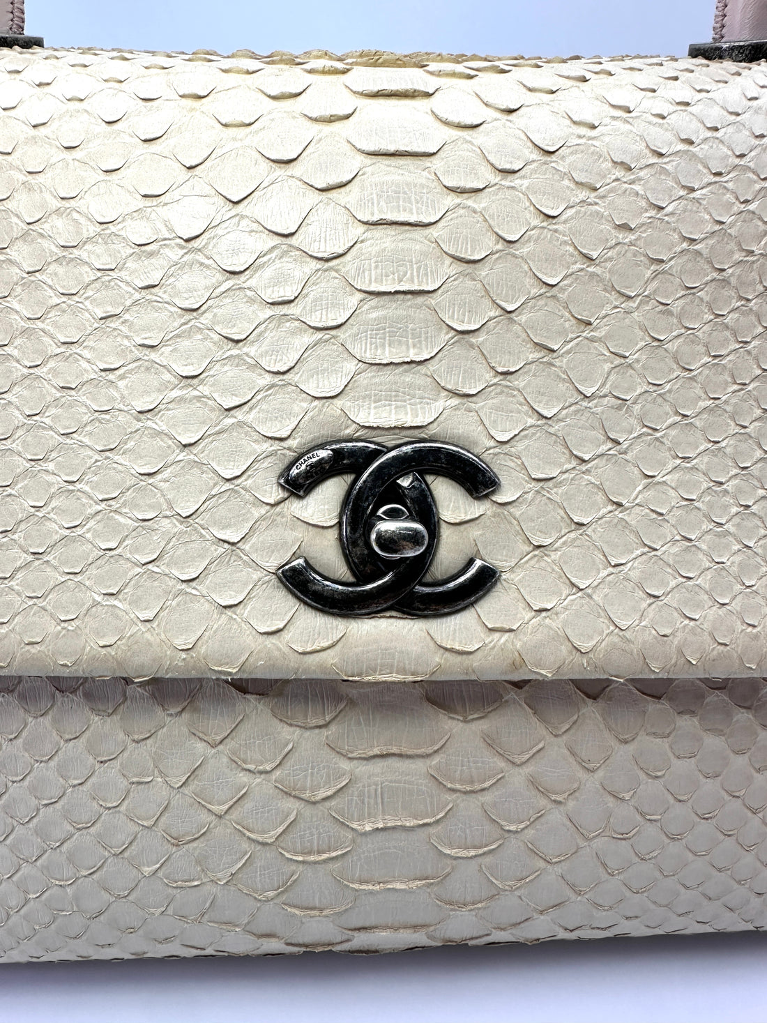 Chanel CoCo Handle Beige Python Leather Shoulder Bag(23***48) CC2225