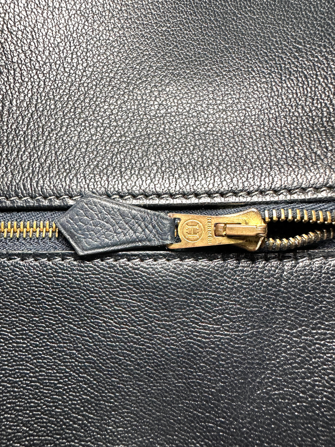 Hermes Kelly Black Leather Top Handle Bag With Gold Hardware HR129