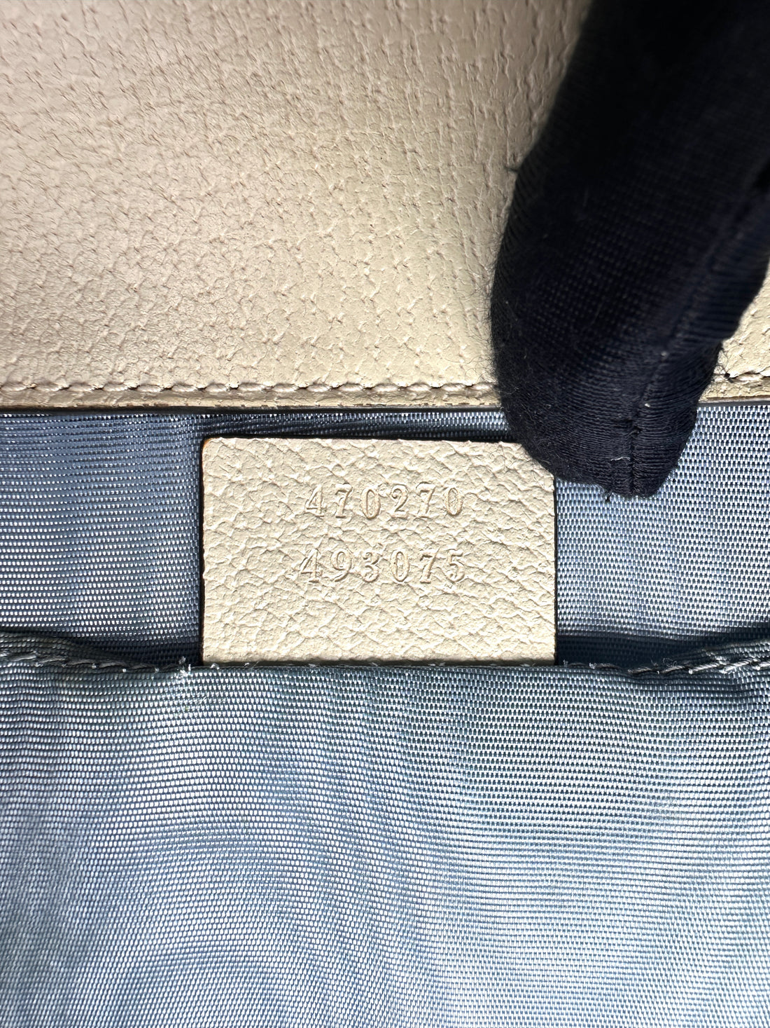 Gucci Sylvie Bee Star White Leather Small Size Shoulder Bag GG1359