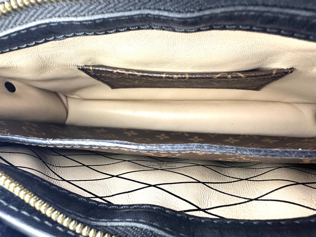 Louis Vuitton Trunk Clutch Monogram Canvas Bag LV3093
