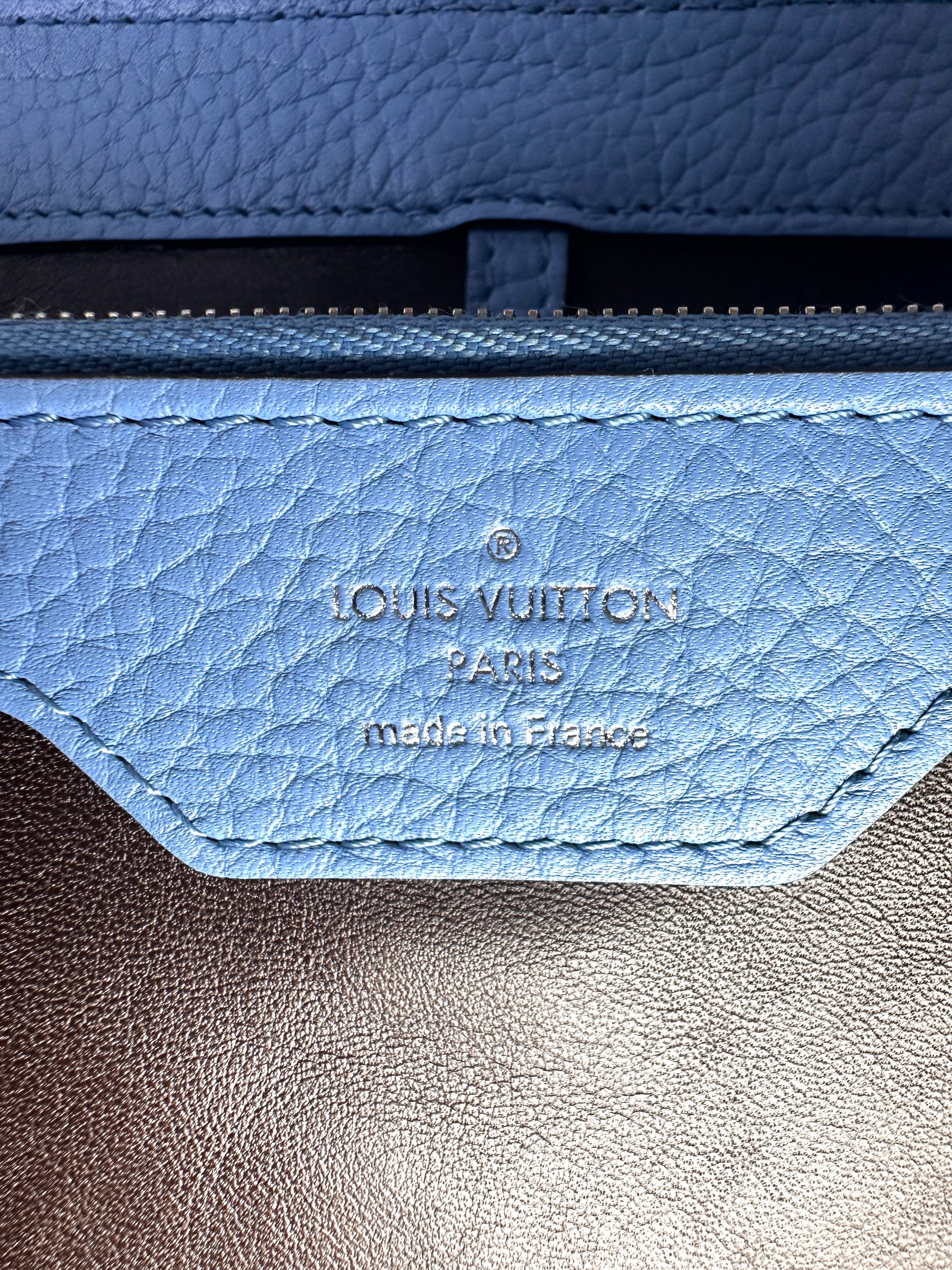 Louis Vuitton Capucines Navy Taurillon Leather Handle Bag LV3095