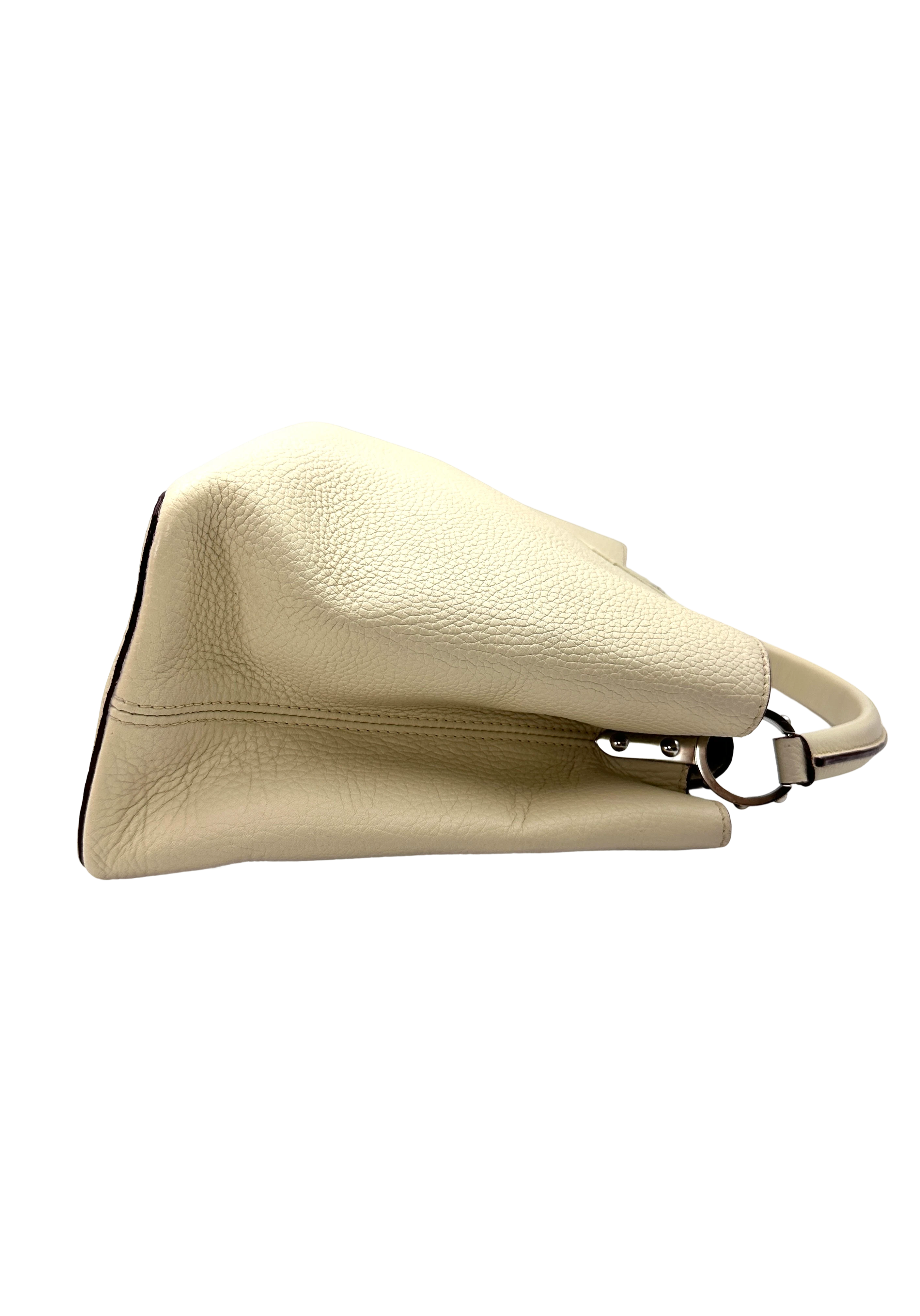 Louis Vuitton Capucines GM White Taurillon Leather Handle Bag LV3100