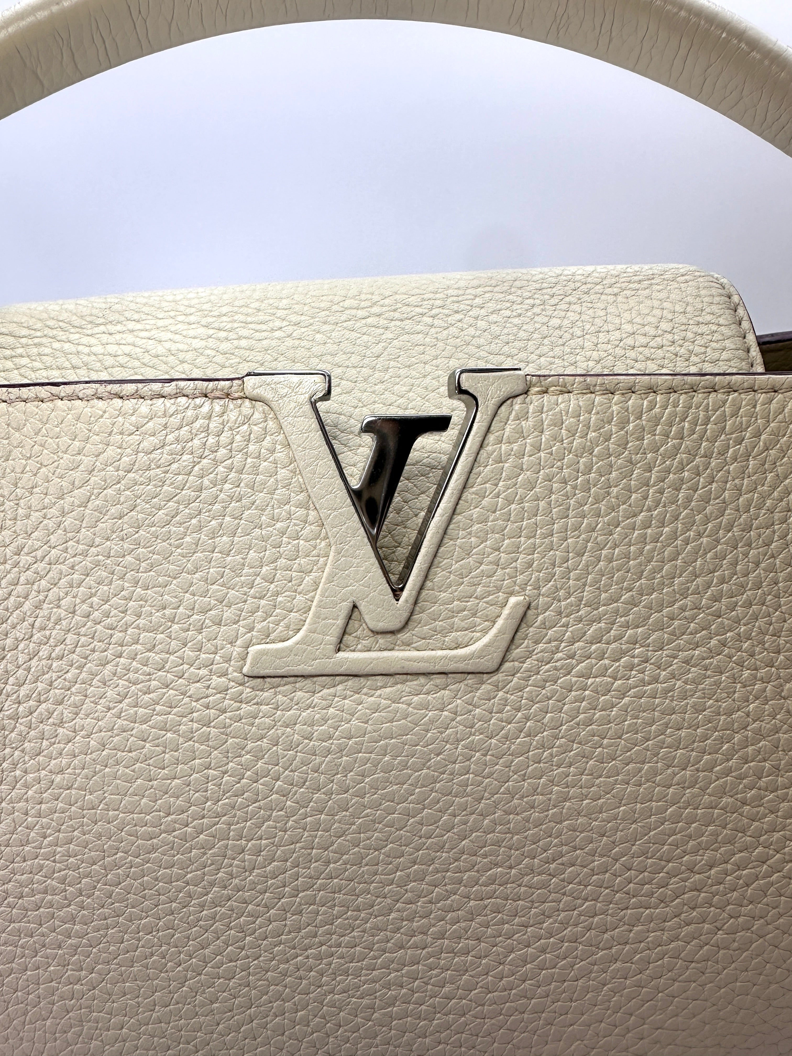Louis Vuitton Capucines GM White Taurillon Leather Handle Bag LV3100