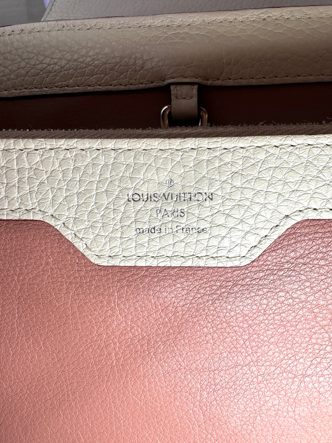 Louis Vuitton Capucines GM White Taurillon Leather Handle Bag LV3100