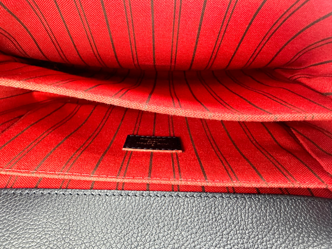 Louis Vuitton Navy Empreinte Monogram Leather Pochette Metis LV3107