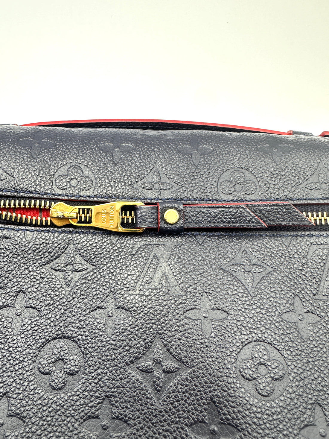 Louis Vuitton Navy Empreinte Monogram Leather Pochette Metis LV3107