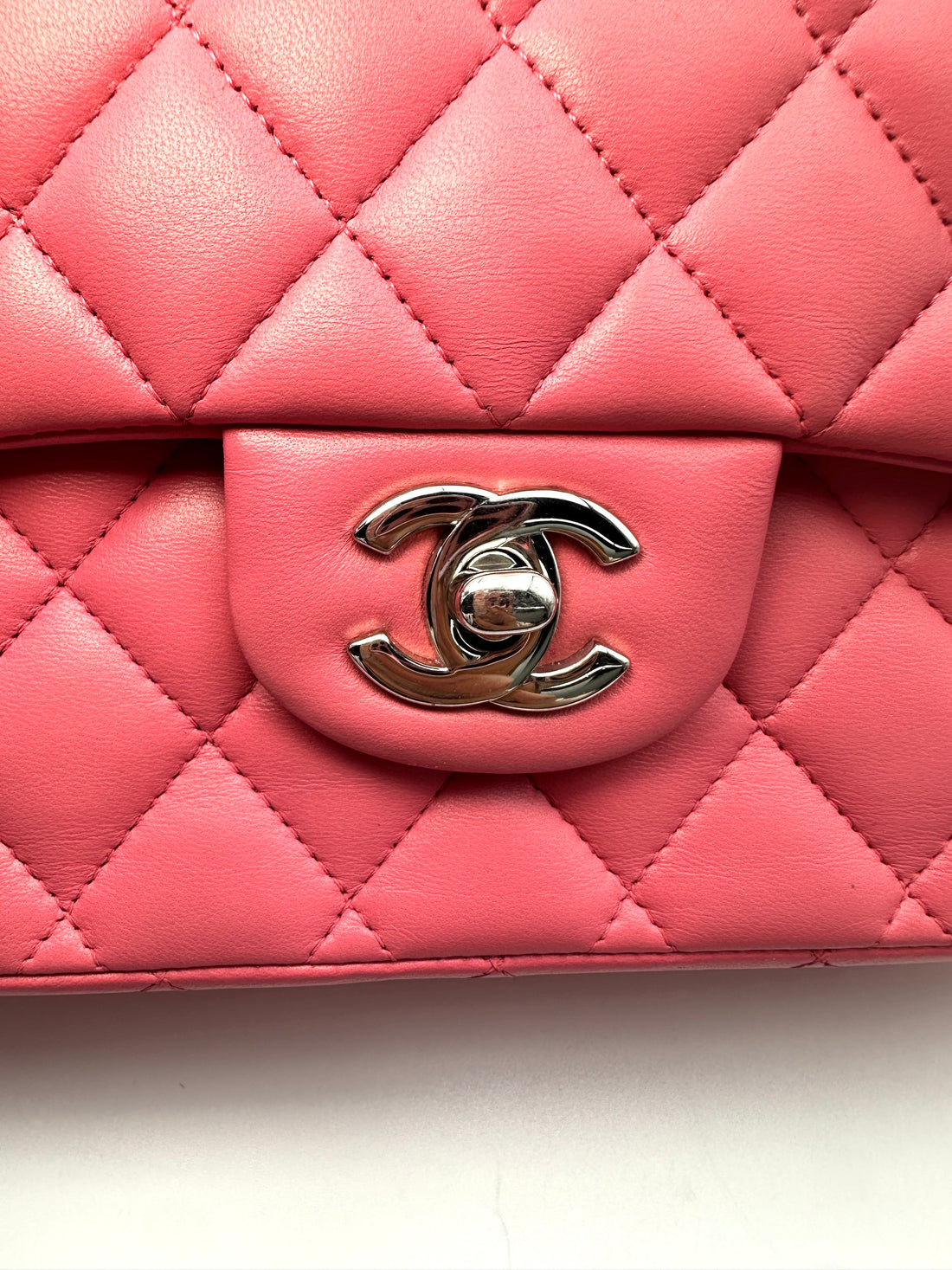 Chanel Classic Flap Pink Quilted Lambskin Medium Size Shoulder Bag With Silver Buckle(16***03) CC2243