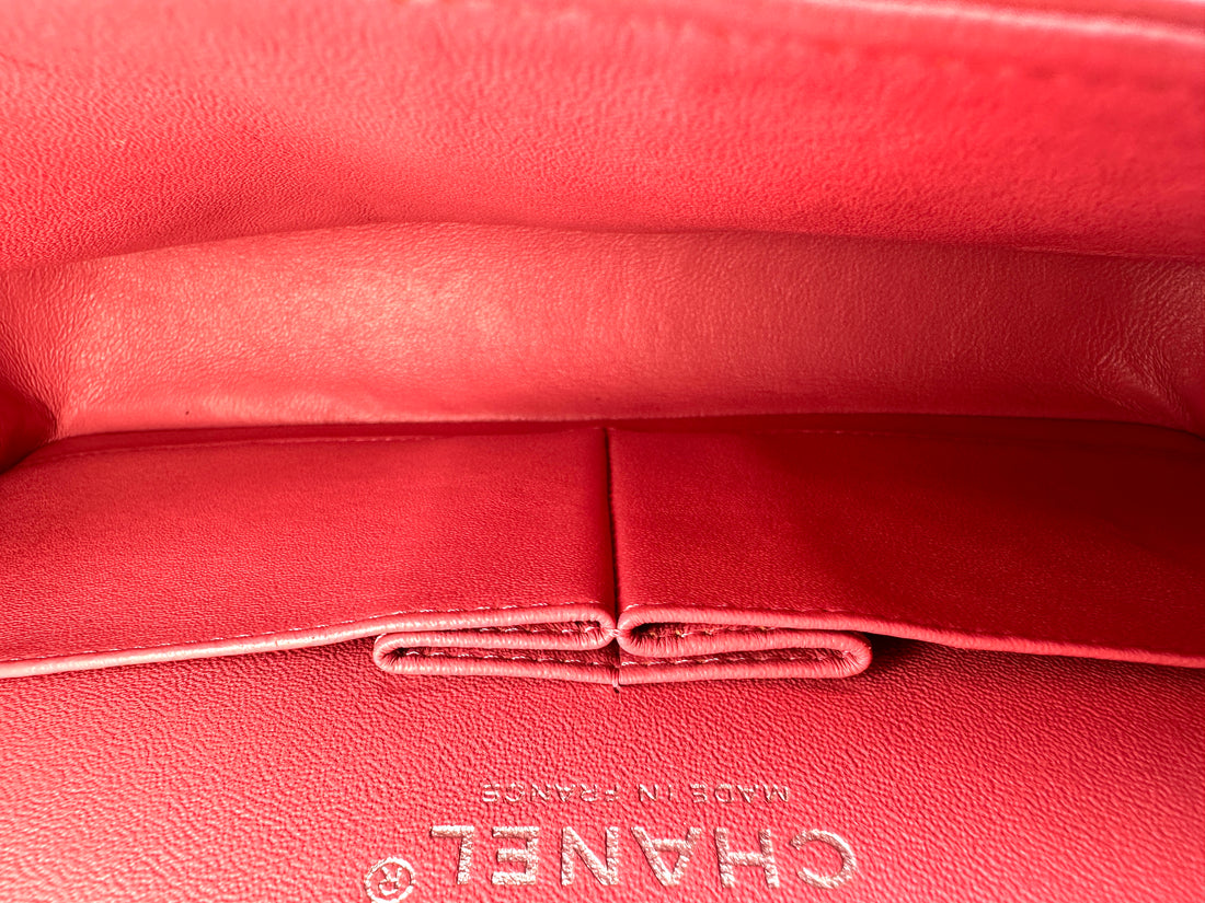 Chanel Classic Flap Pink Quilted Lambskin Medium Size Shoulder Bag With Silver Buckle(16***03) CC2243