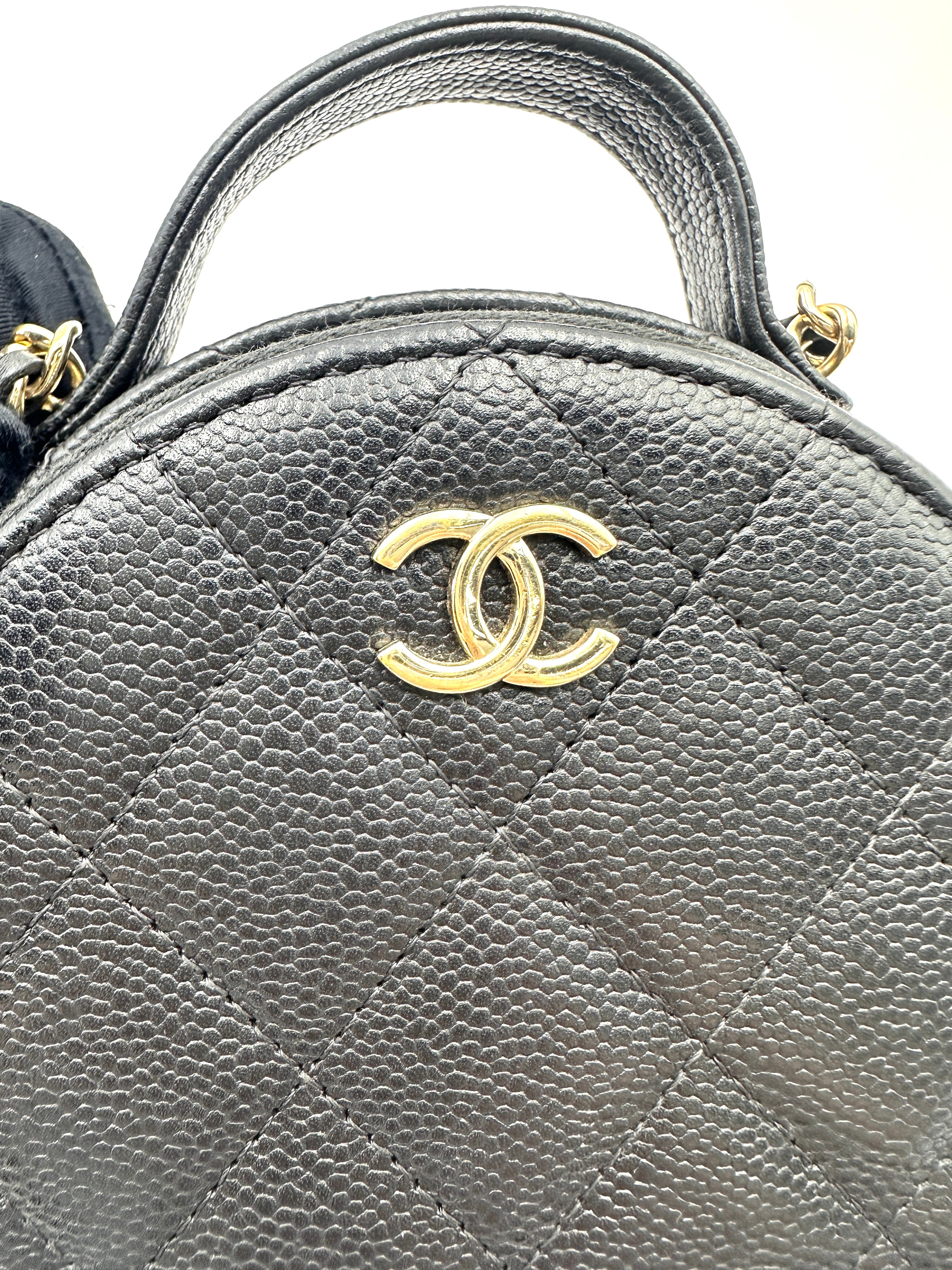 Chanel Black Quilted Leather Top Handle Round Clutch(31***77) CC2260