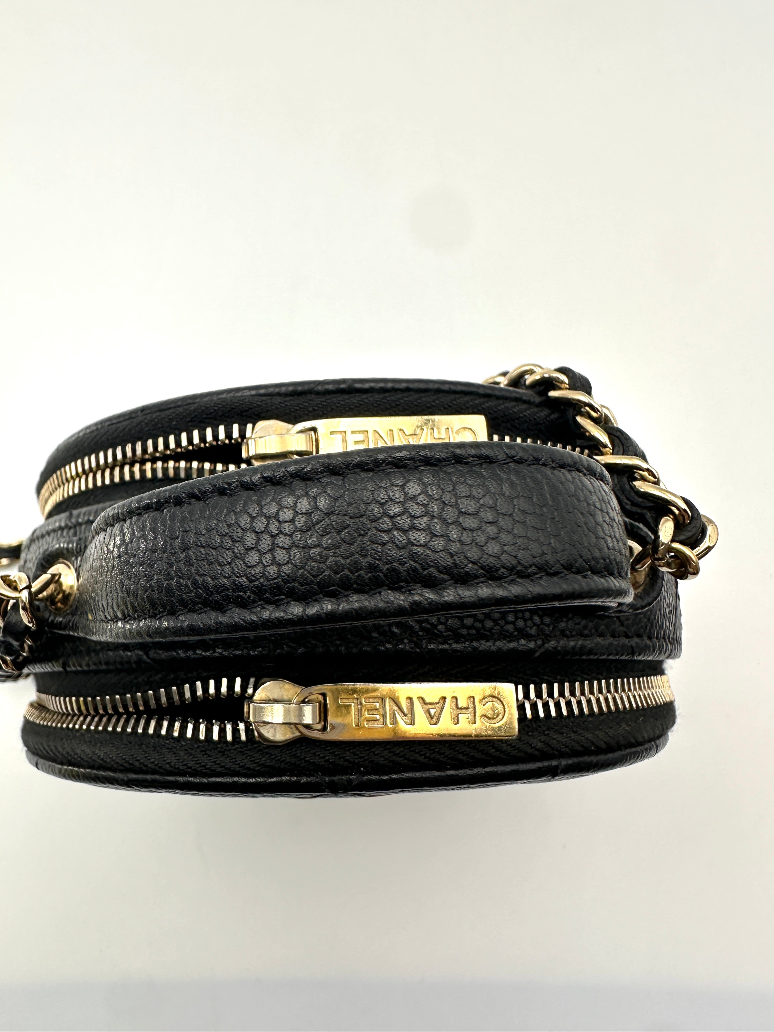 Chanel Black Quilted Leather Top Handle Round Clutch(31***77) CC2260