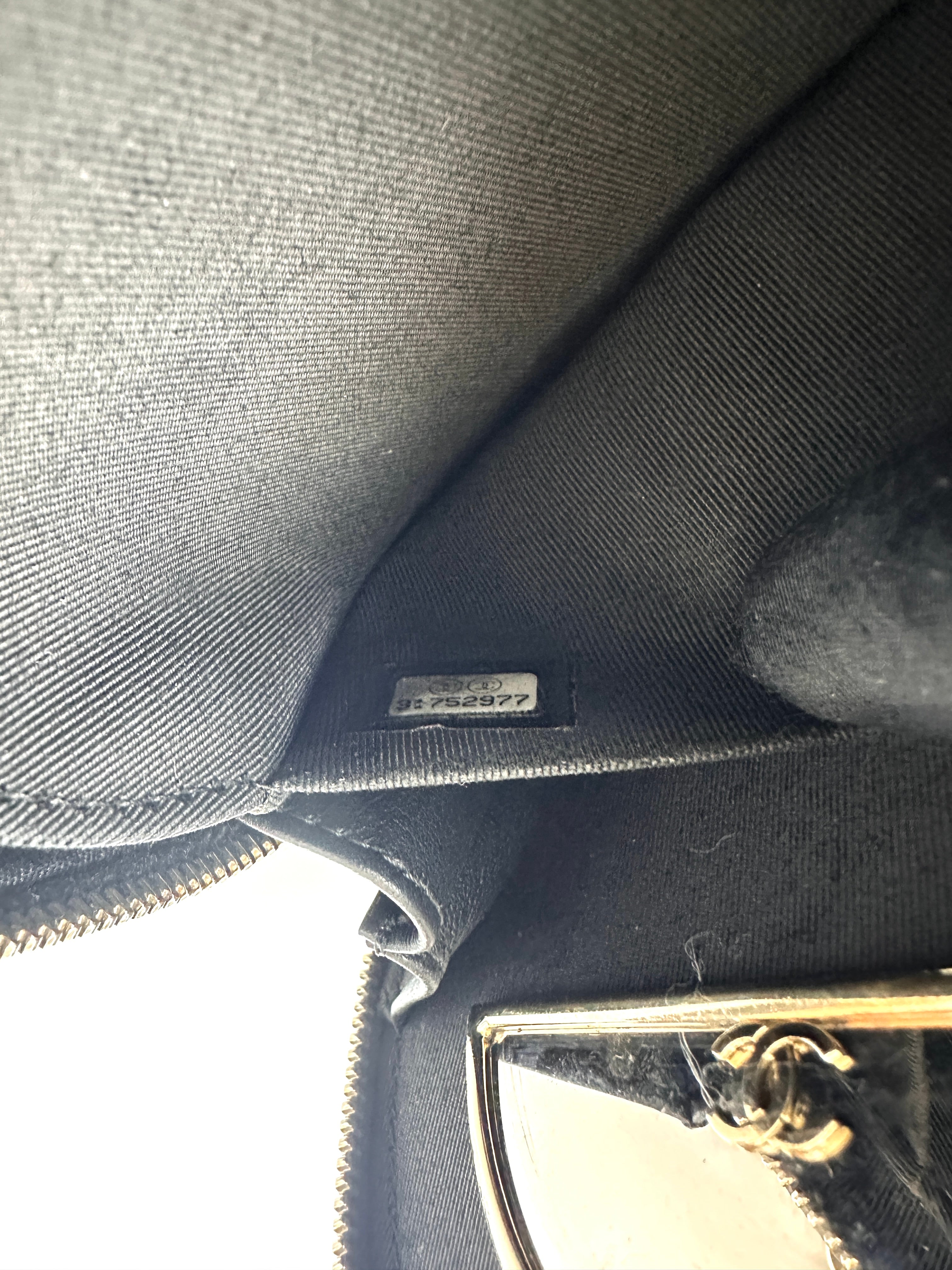 Chanel Black Quilted Leather Top Handle Round Clutch(31***77) CC2260