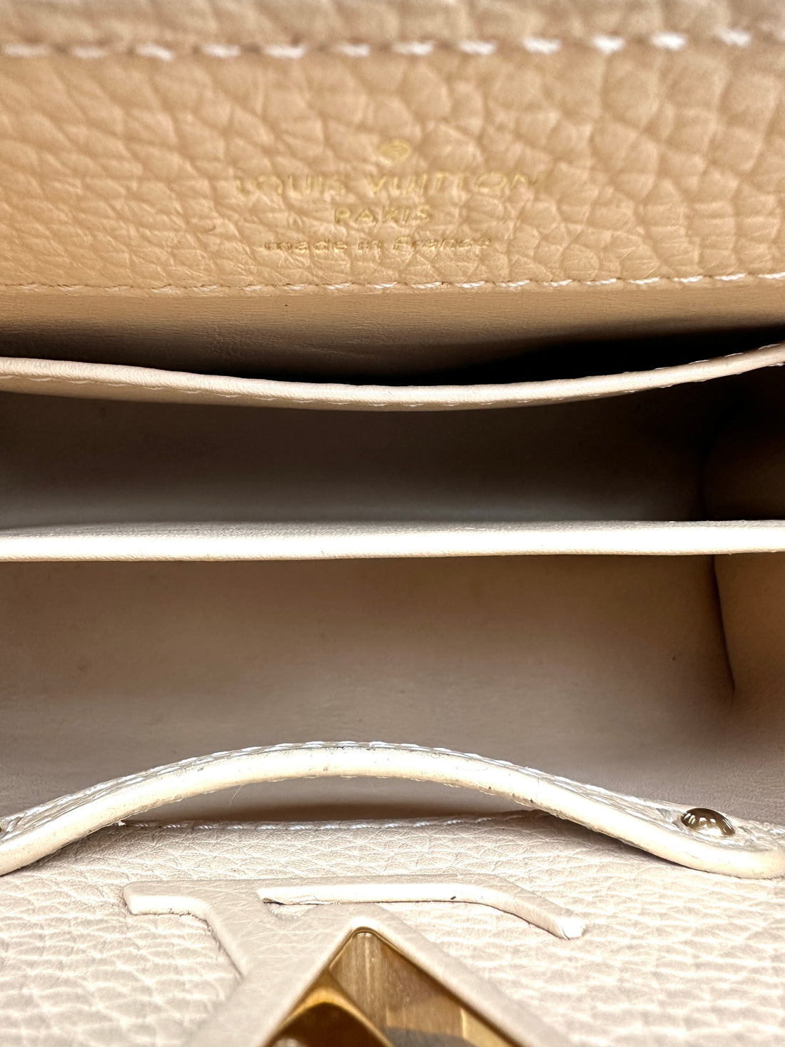 Louis Vuitton Capucines Beige Taurillon Leather Python Mini Handle Bag LV3113