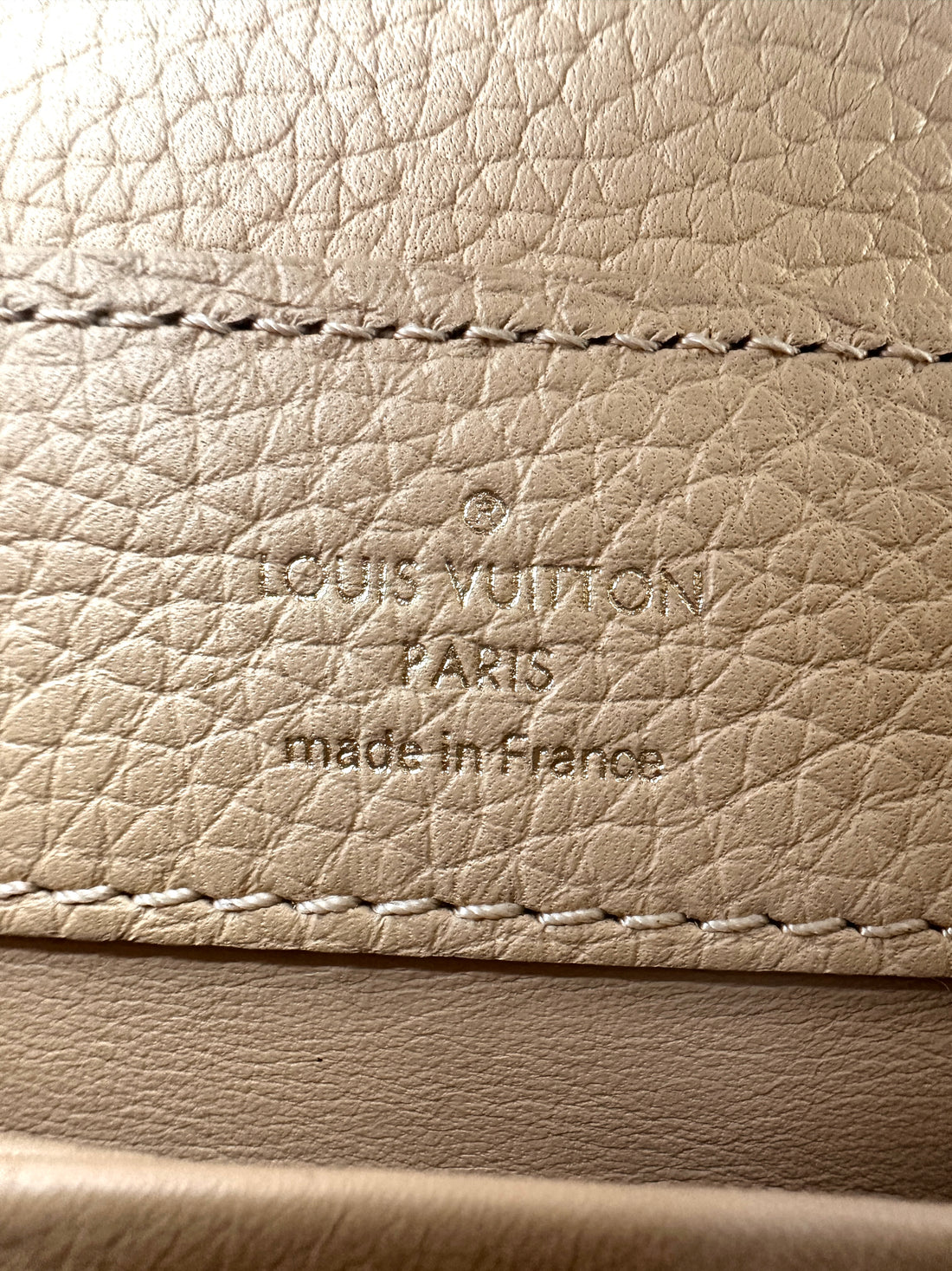 Louis Vuitton Capucines Beige Taurillon Leather Python Mini Handle Bag LV3113