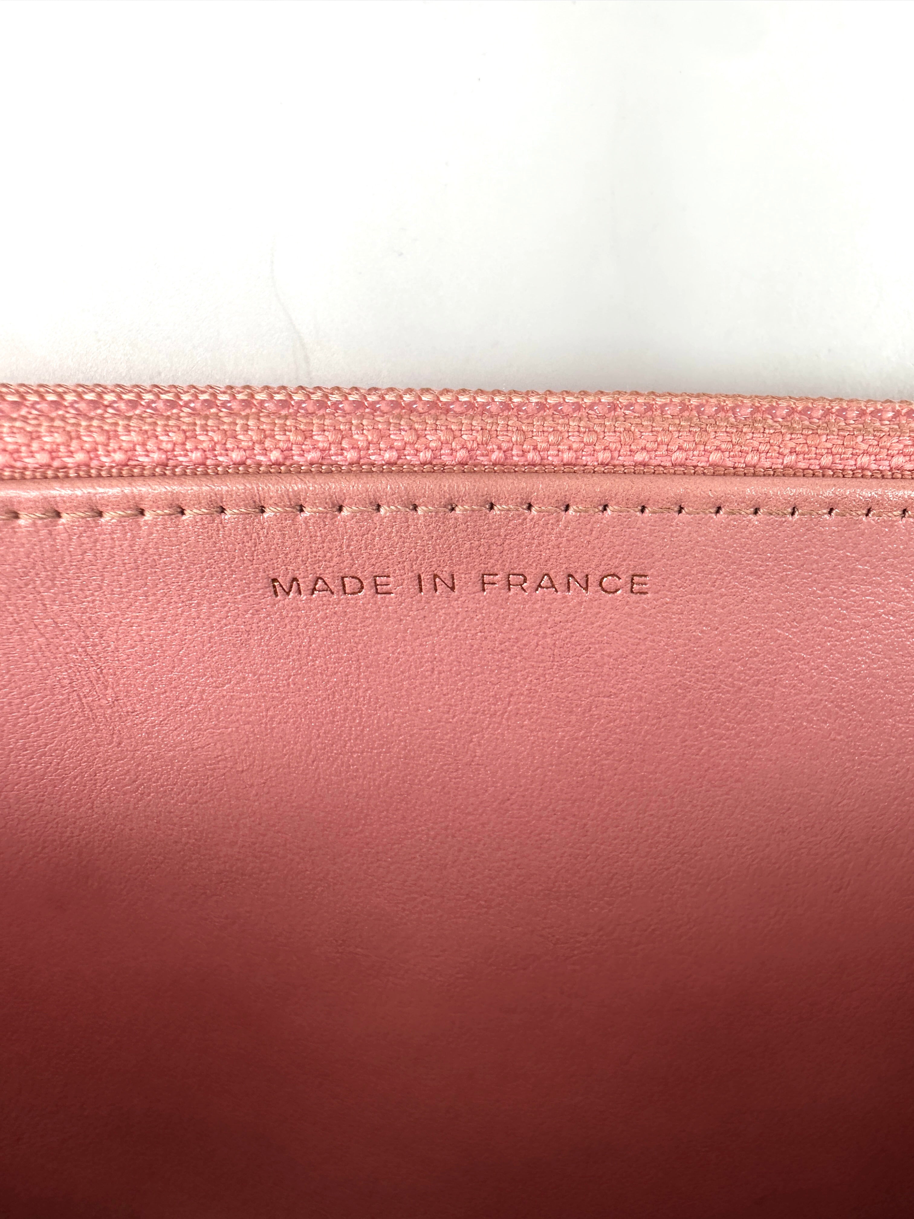 Chanel Iridescent Pink Quilted Leather Wallet On Chain(27***59) CC2259