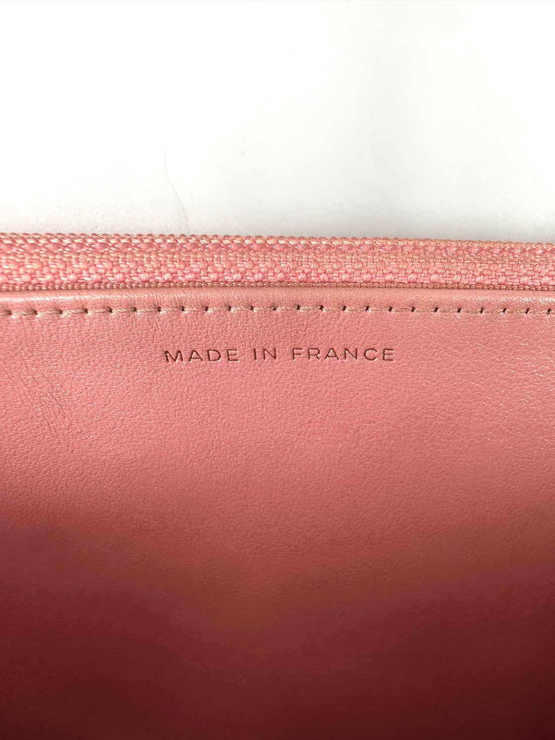 Chanel Iridescent Pink Quilted Leather Wallet On Chain(27***59) CC2259