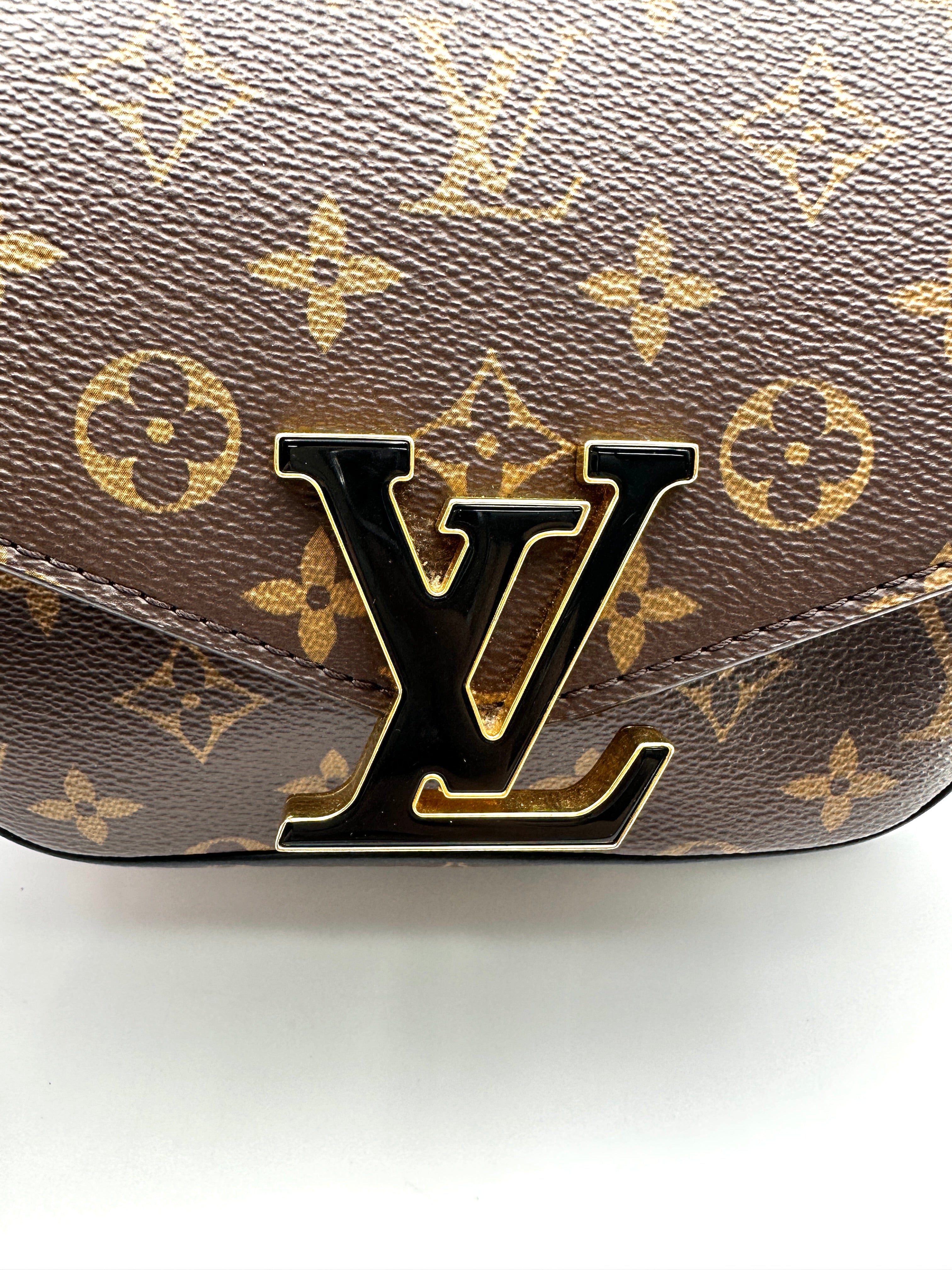 Louis Vuitton Passy Monogram Canvas Chain Shoulder Bag LV3115