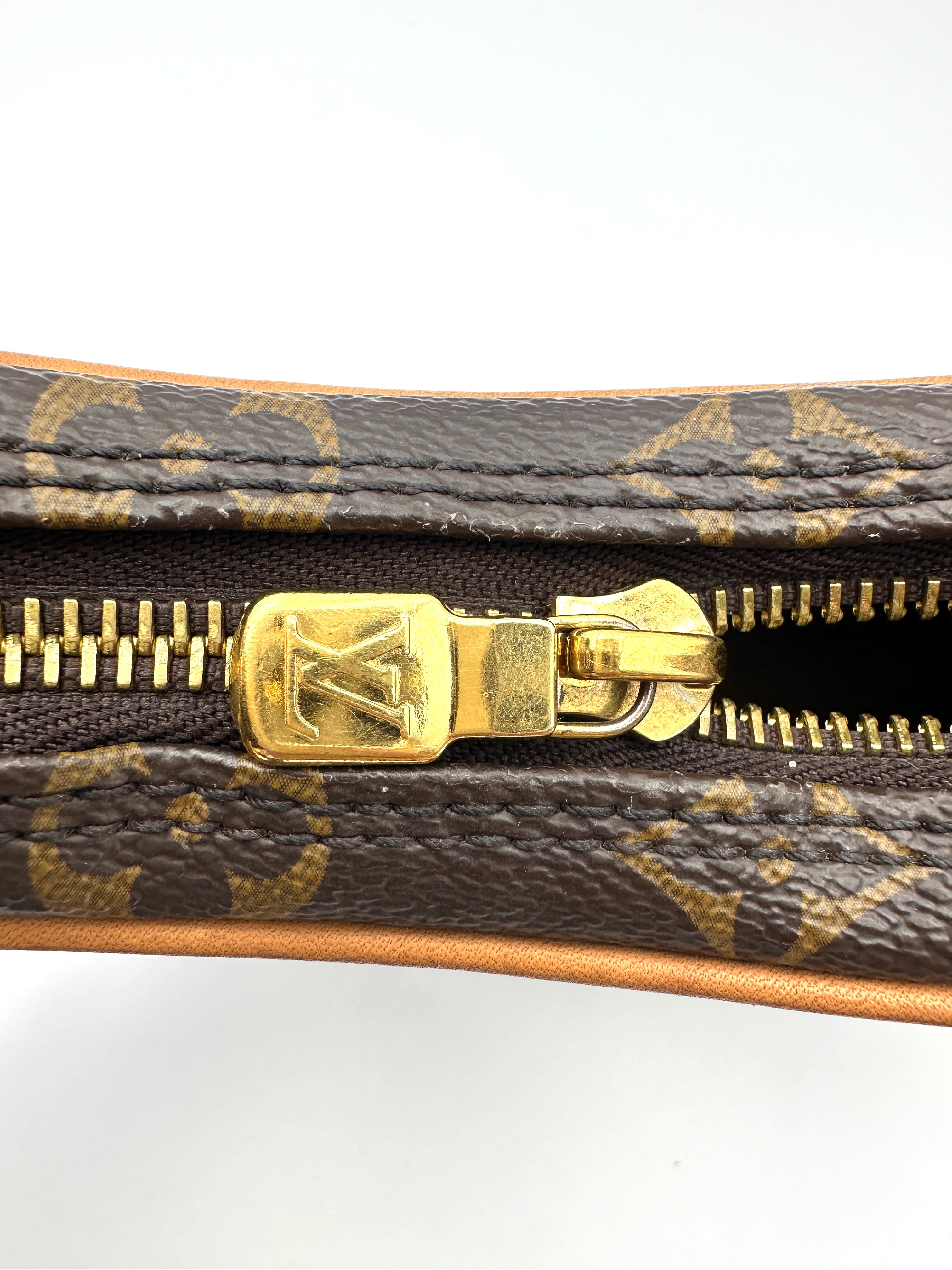 Louis Vuitton Loop Monogram Canvas Shoulder Bag LV3118