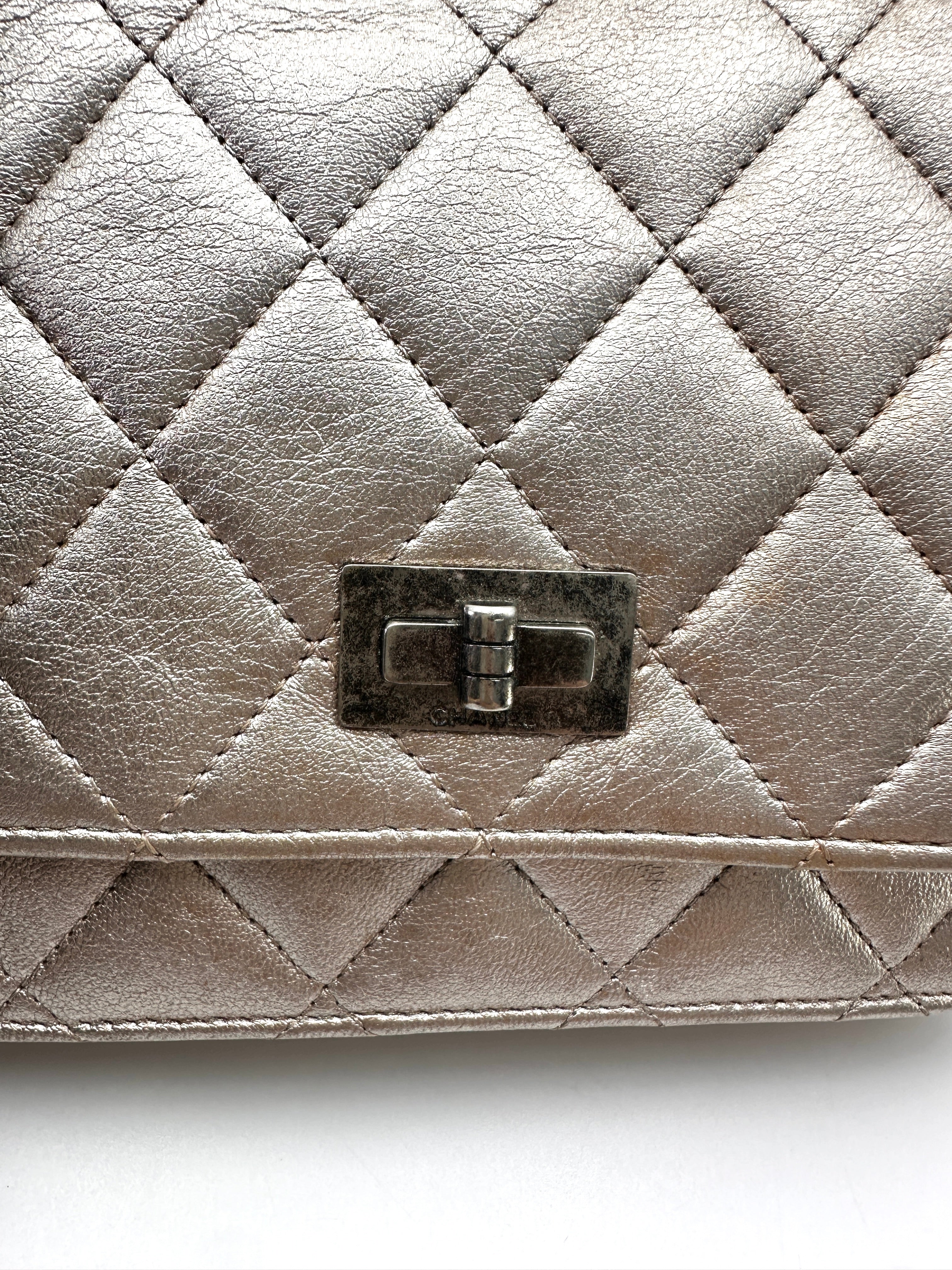Chanel 2.55 Reissue Beige Quilted Leather Wallet On Chain(19***32) CC2264