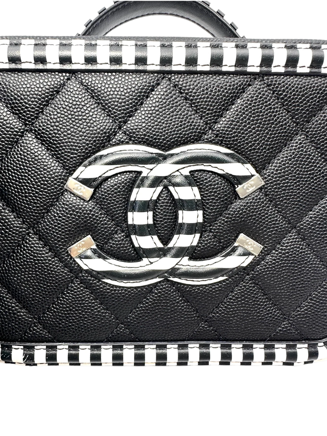 Chanel CC Filigree Black/White Quilted Leather Top Handle Vanity Case(27***23) CC2263