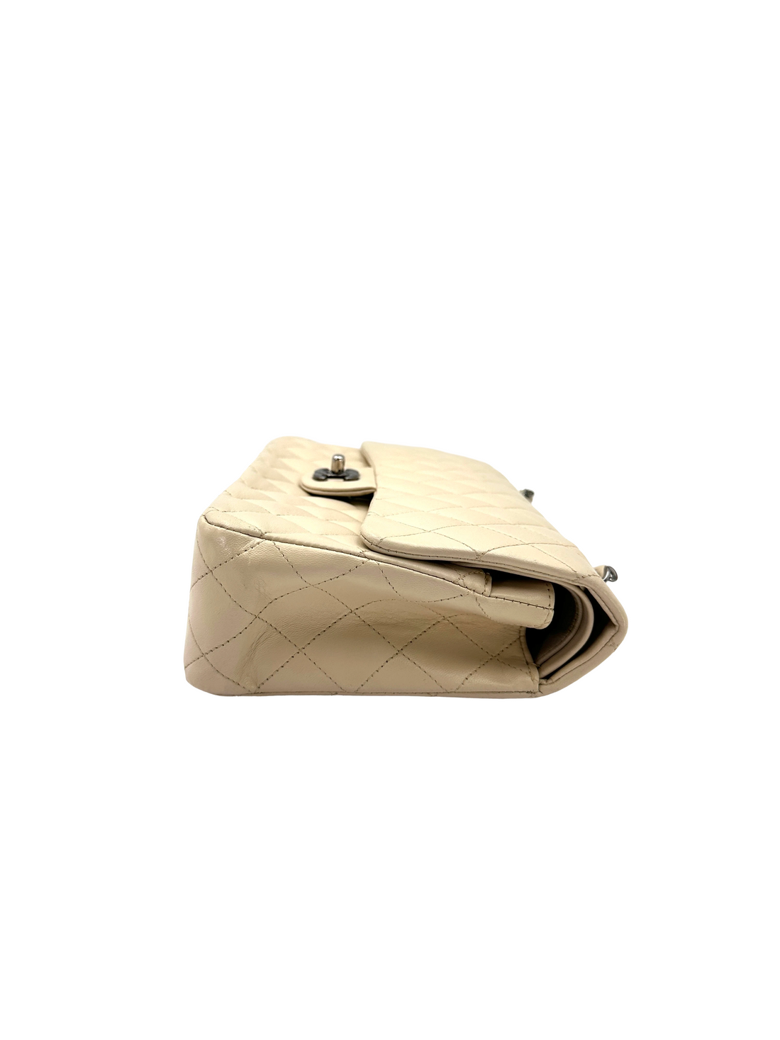 Chanel Classic Flap White Quilted Leather Medium Size Shoulder Bag(15***26) CC2268