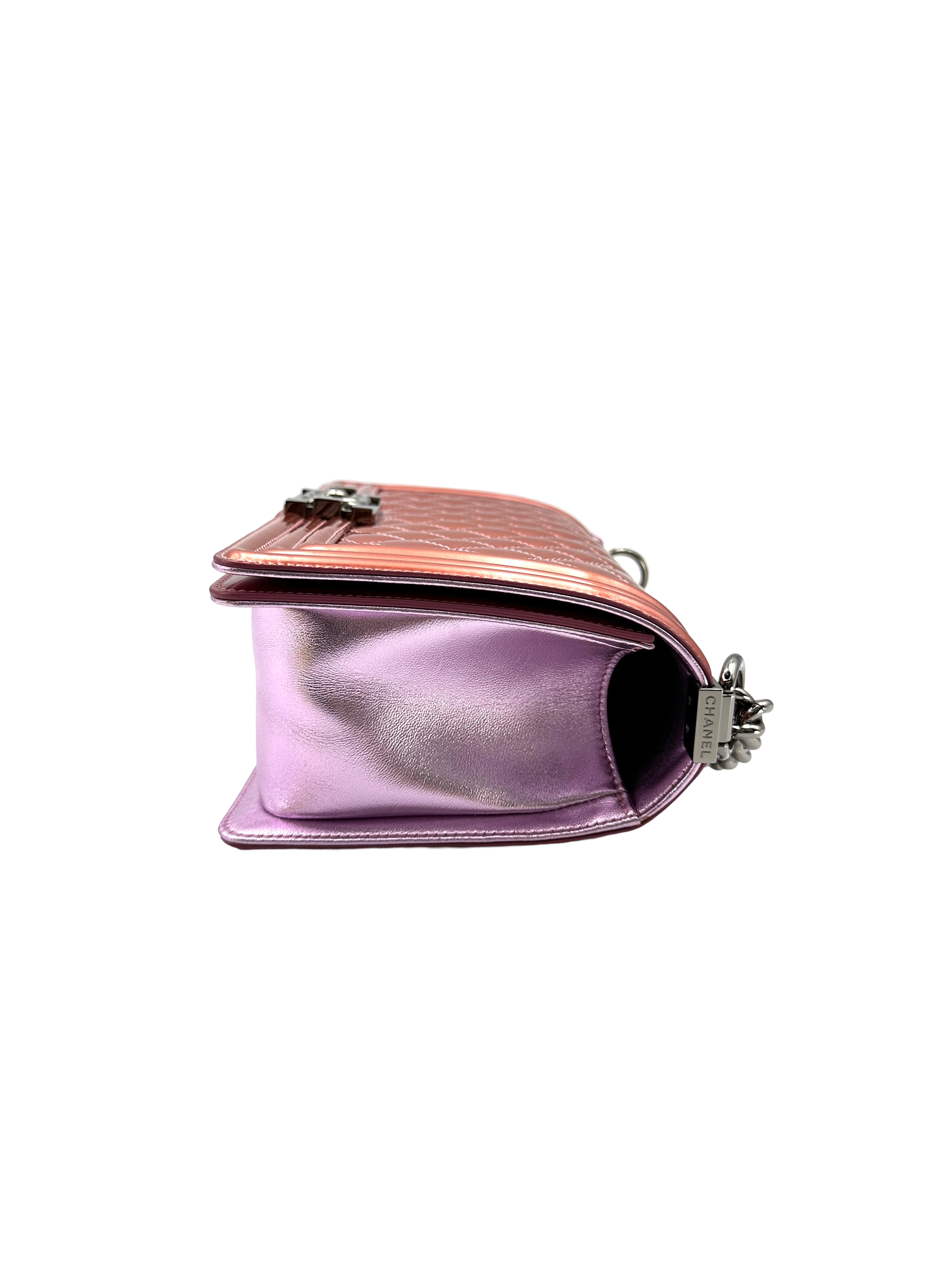 Chanel LeBoy Metallic Red Quilted Leather Medium Size Flap Bag With Silver Buckle(19***89) CC2269