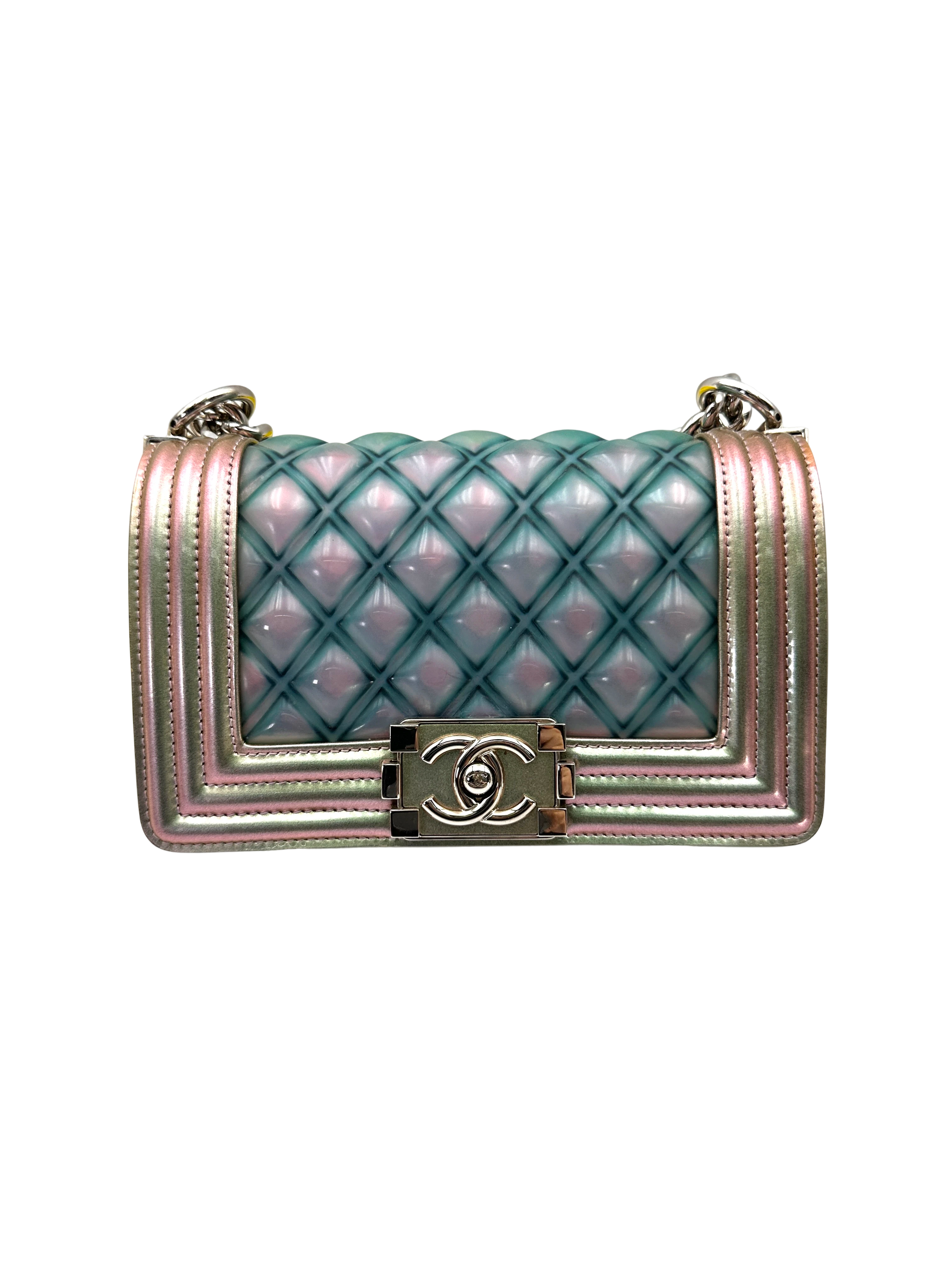 Chanel LeBoy Iridescent Quilted Leather Small Size Flap Bag(26***24) CC2270