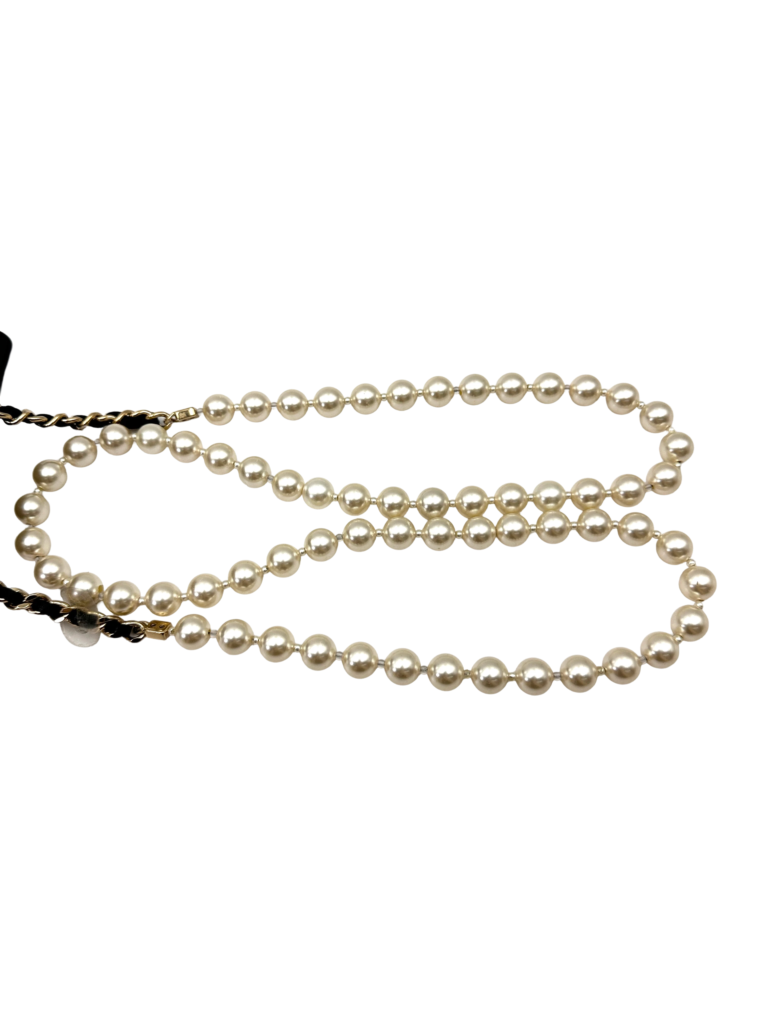 Chanel Black Quilted Leather Mini Pearl Chain Vanity Case(31***20) CC2284