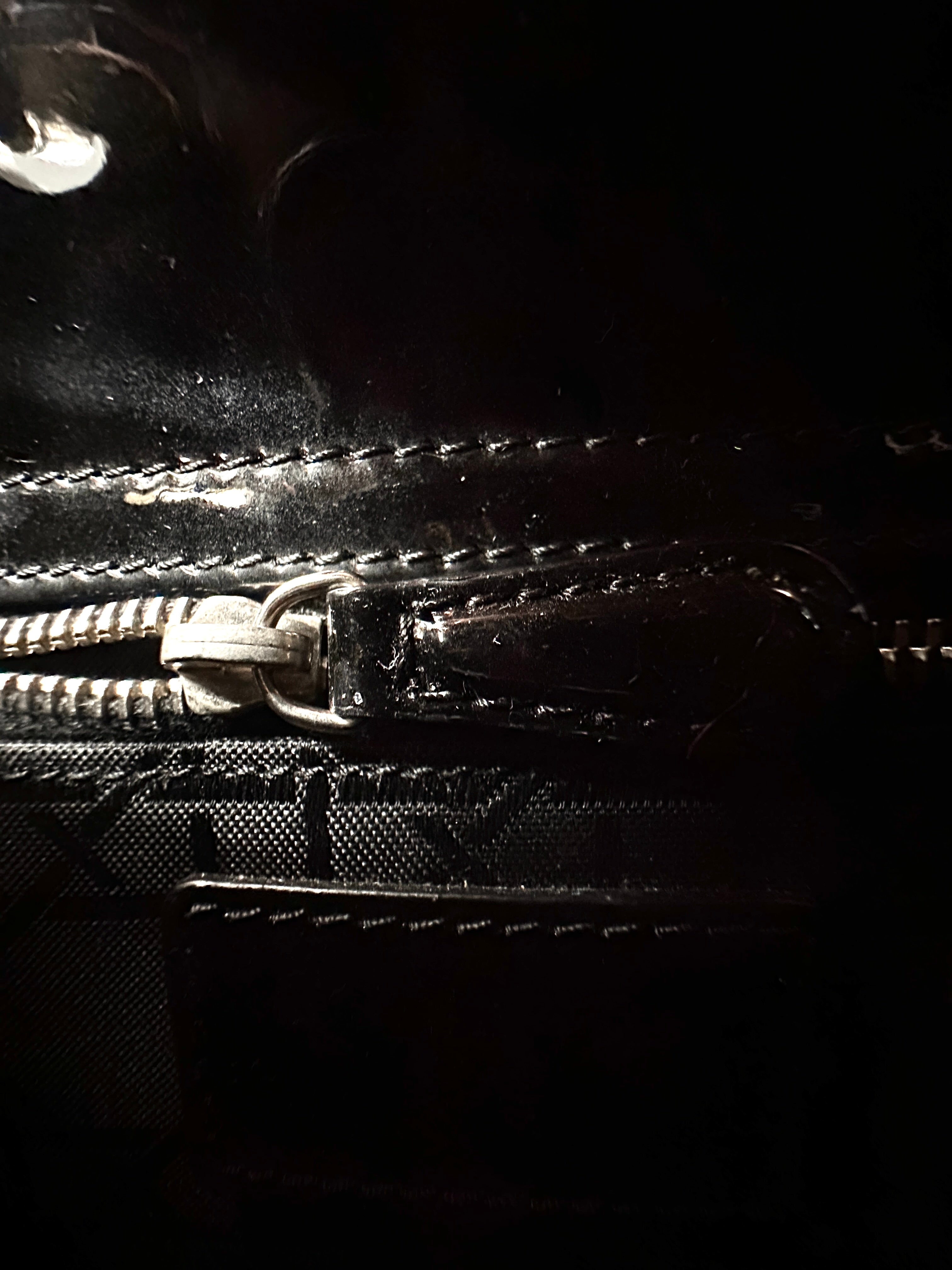 Christian Dior Lady Dior Black Cannage Patent Leather Handle Bag DR830