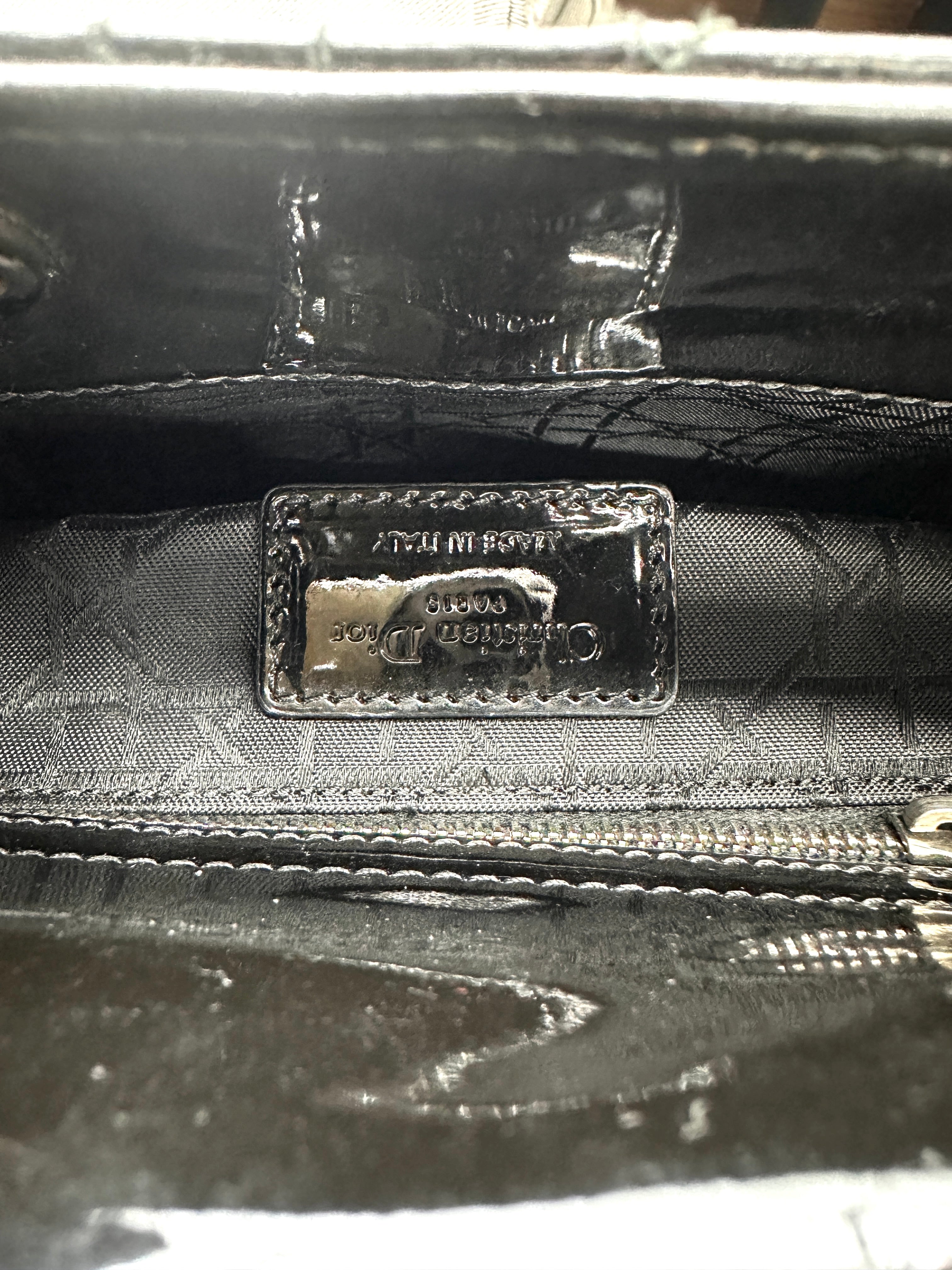 Christian Dior Lady Dior Black Cannage Patent Leather Handle Bag DR830
