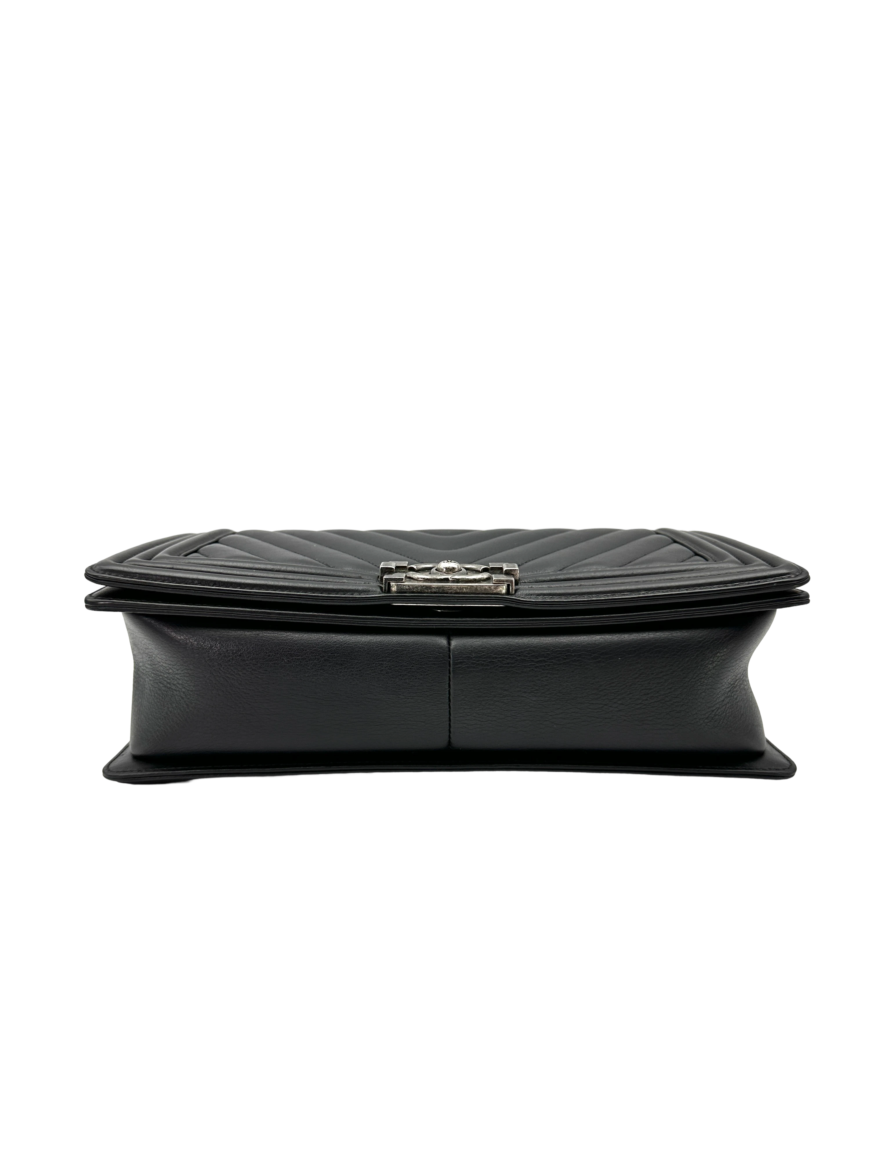 Chanel LeBoy Black Chevron Quilted Leather Large Size Flap Bag With Silver Buckle(22***94) CC2293