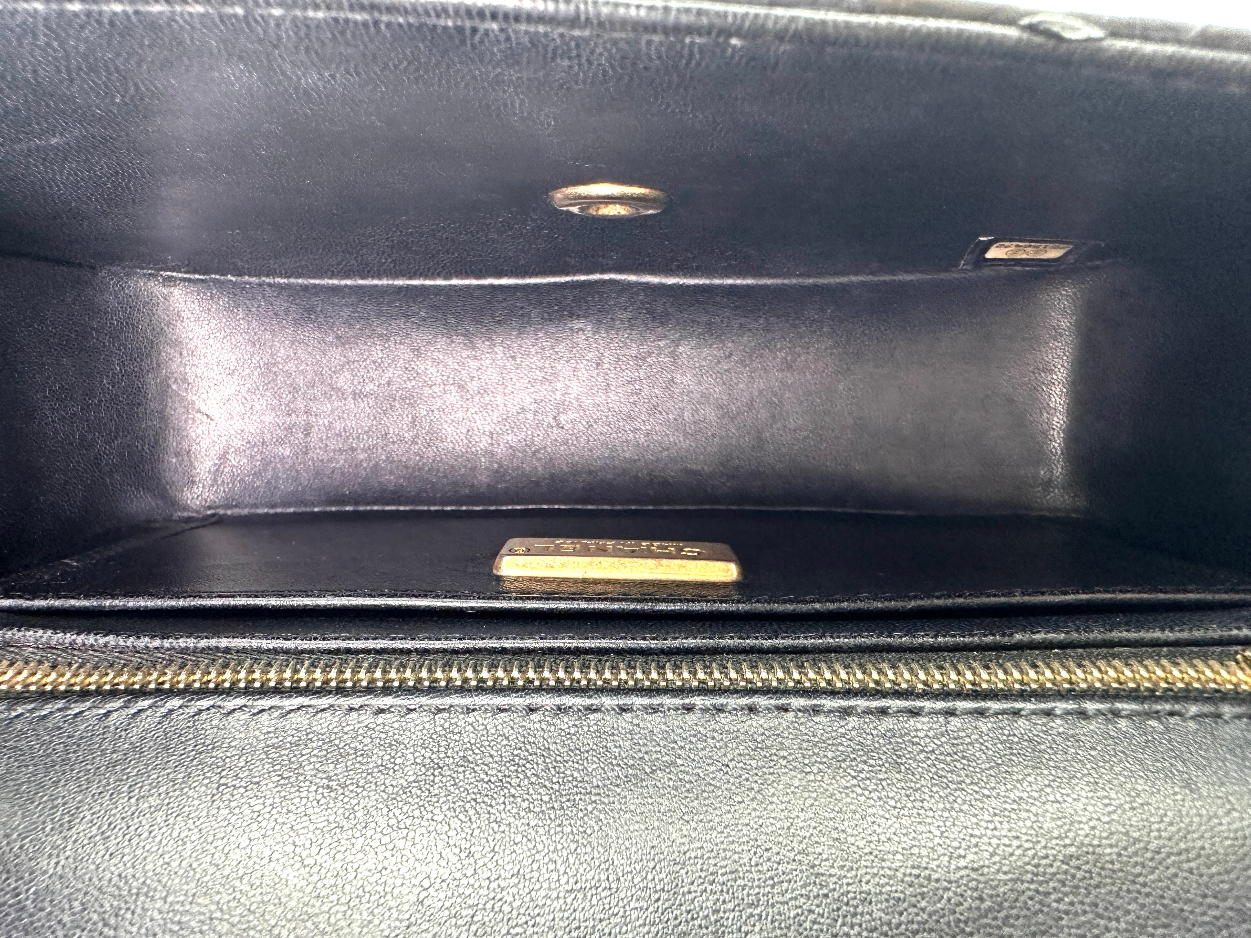 Chanel Classic Flap Black Python Leather Shoulder Bag(25***72) CC2301
