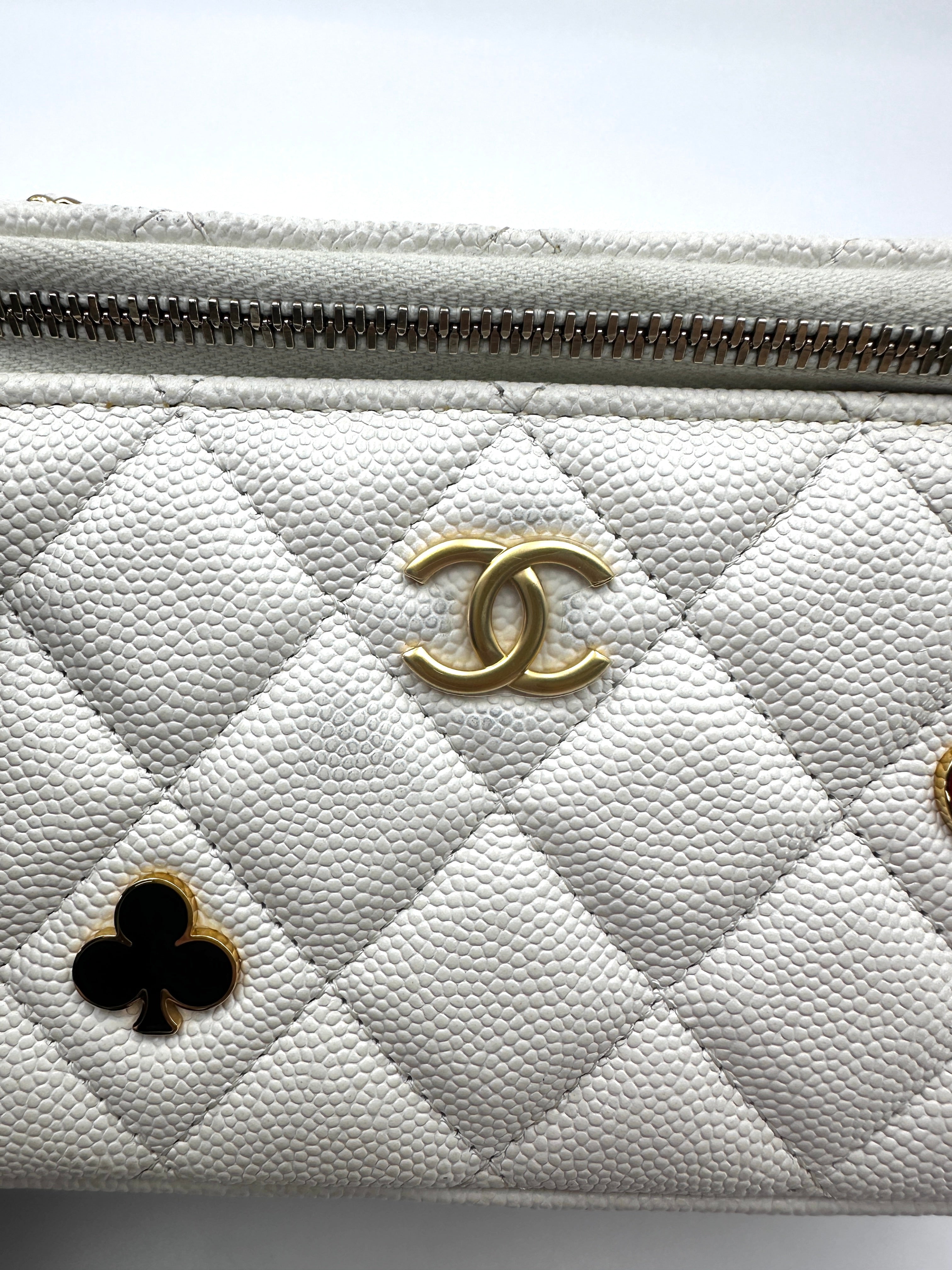 Chanel Cruise White Quilted Leather Vanity Case(C5***5A) CC2304