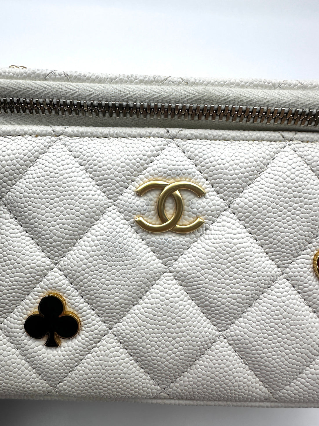 Chanel Cruise White Quilted Leather Vanity Case(C5***5A) CC2304
