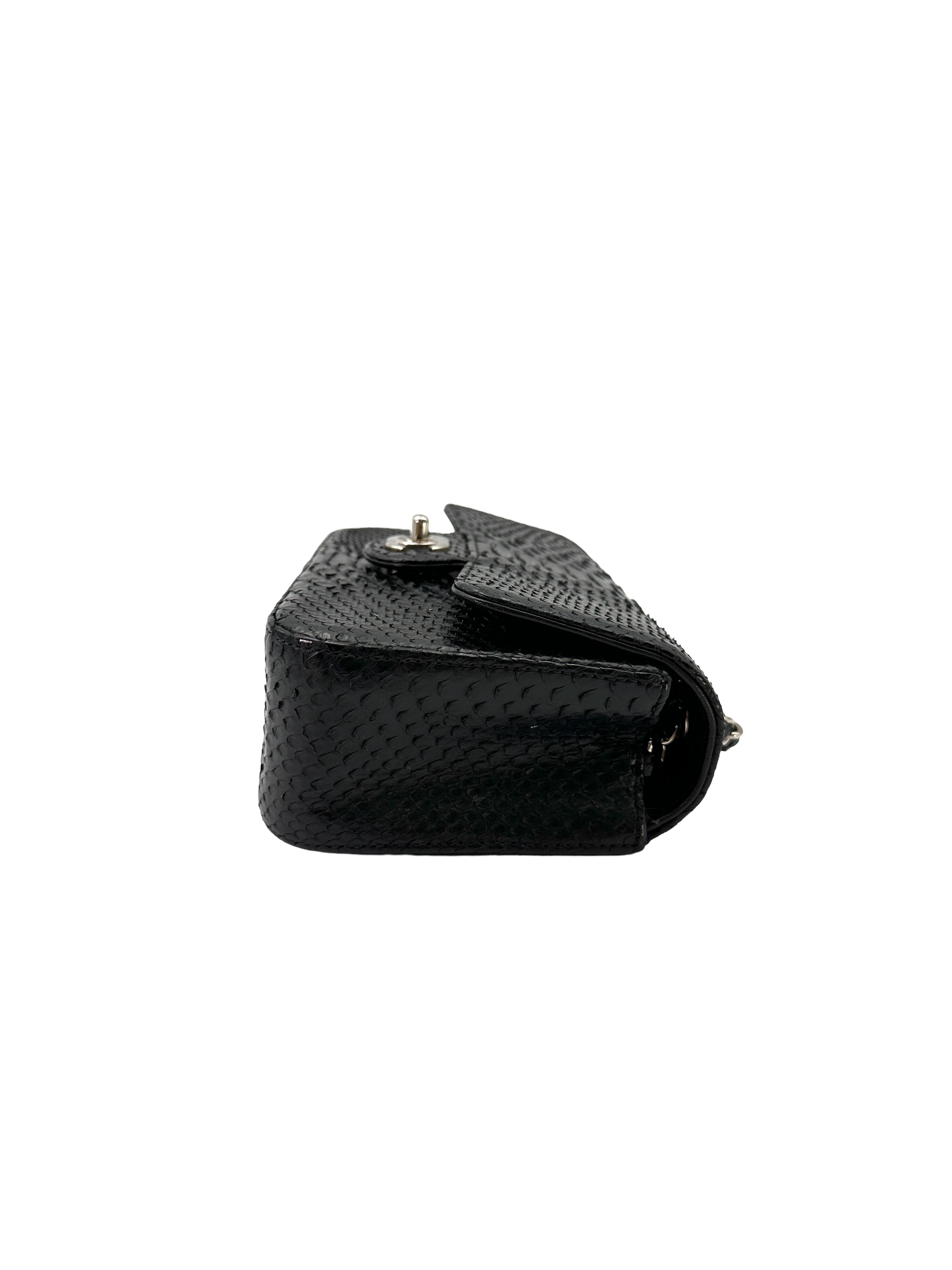 Chanel Classic Flap Black Python Leather Shoulder Bag(24***52) CC2302