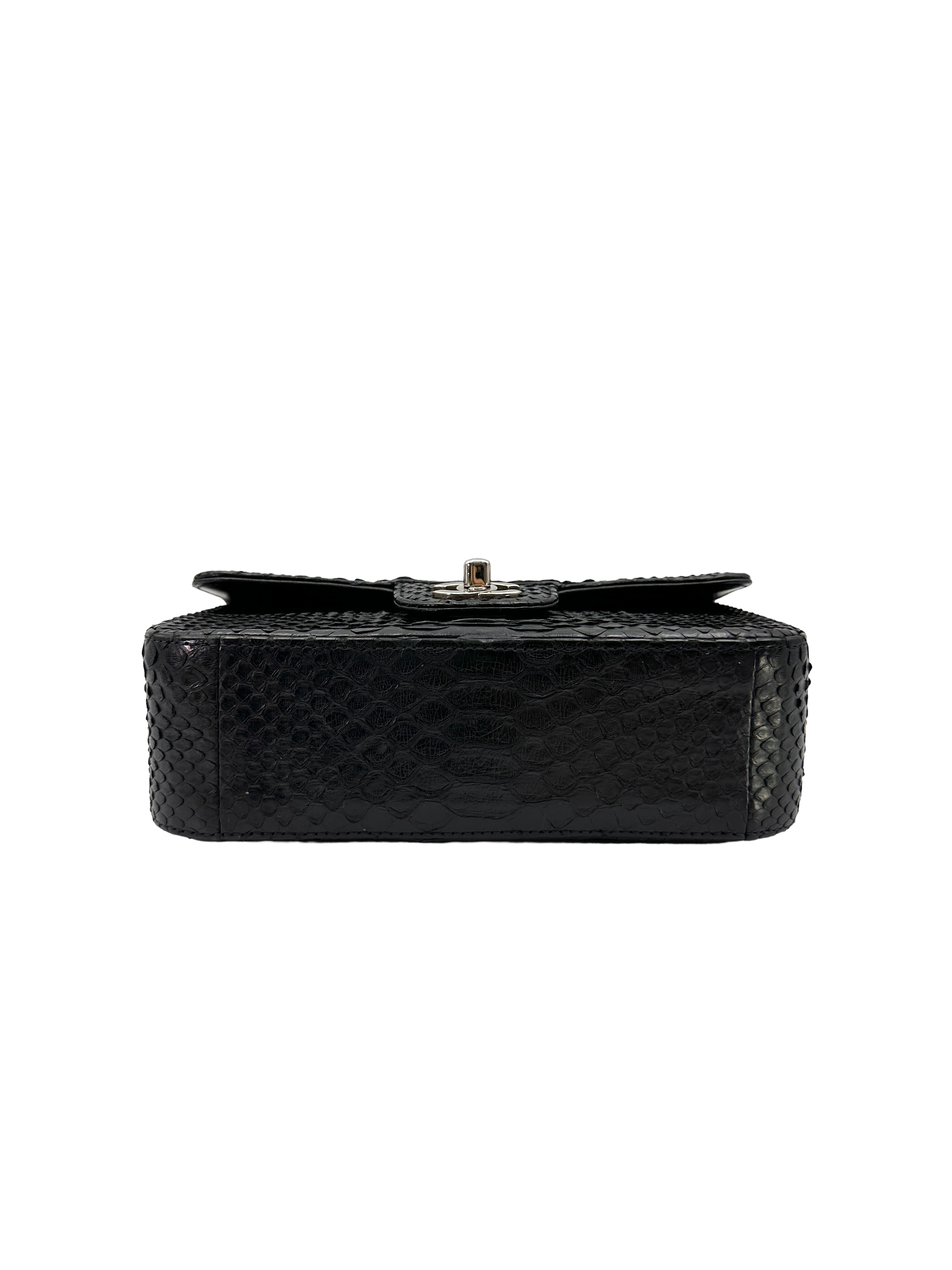 Chanel Classic Flap Black Python Leather Shoulder Bag(24***52) CC2302