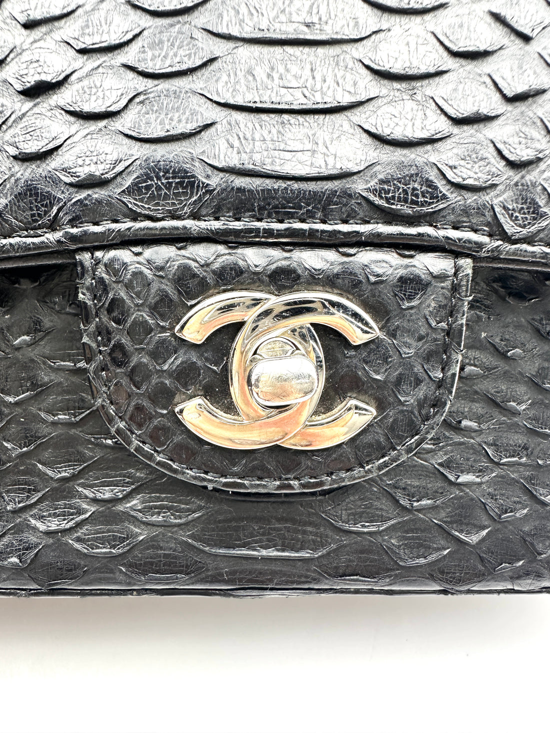 Chanel Classic Flap Black Python Leather Shoulder Bag(24***52) CC2302