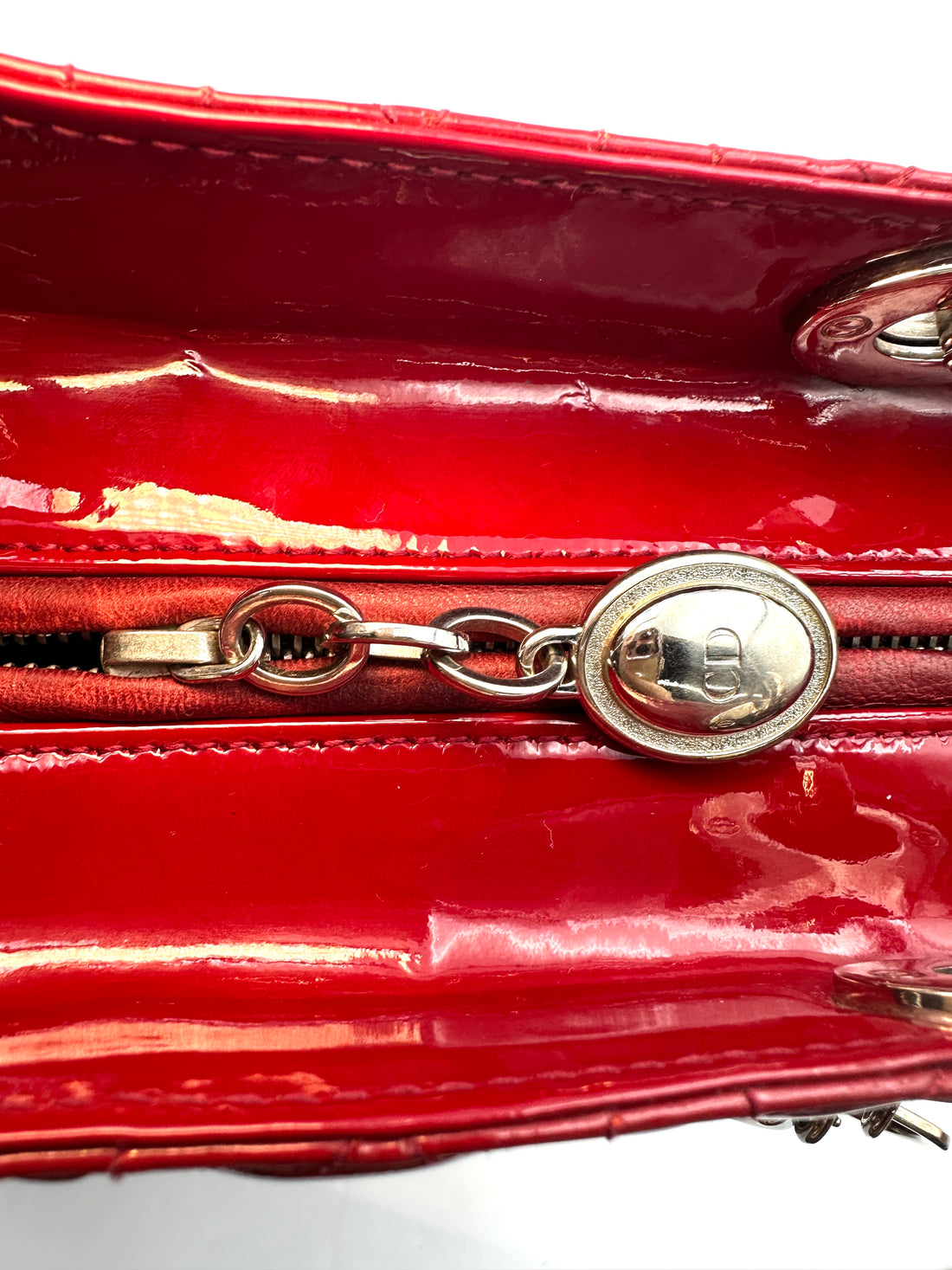 Christian Dior Lady Dior Red Cannage Patent Leather Handle Bag DR833