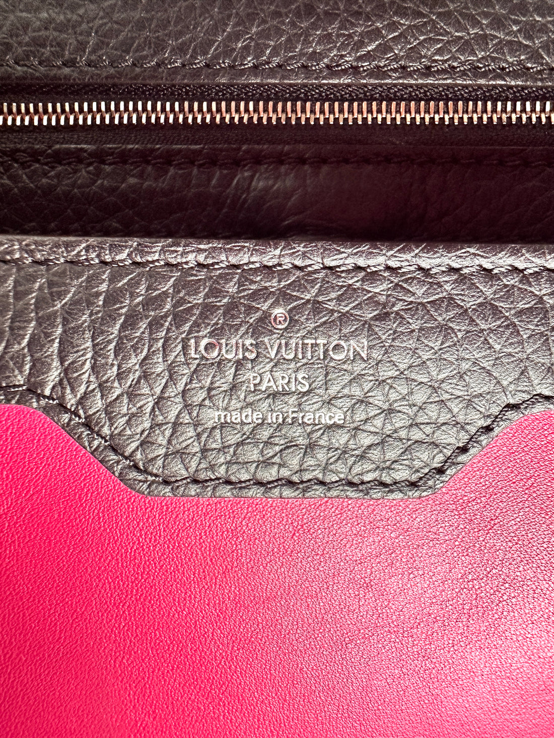 Louis Vuitton Capucines MM Black Taurillon Leather Python Handle Bag LV3138