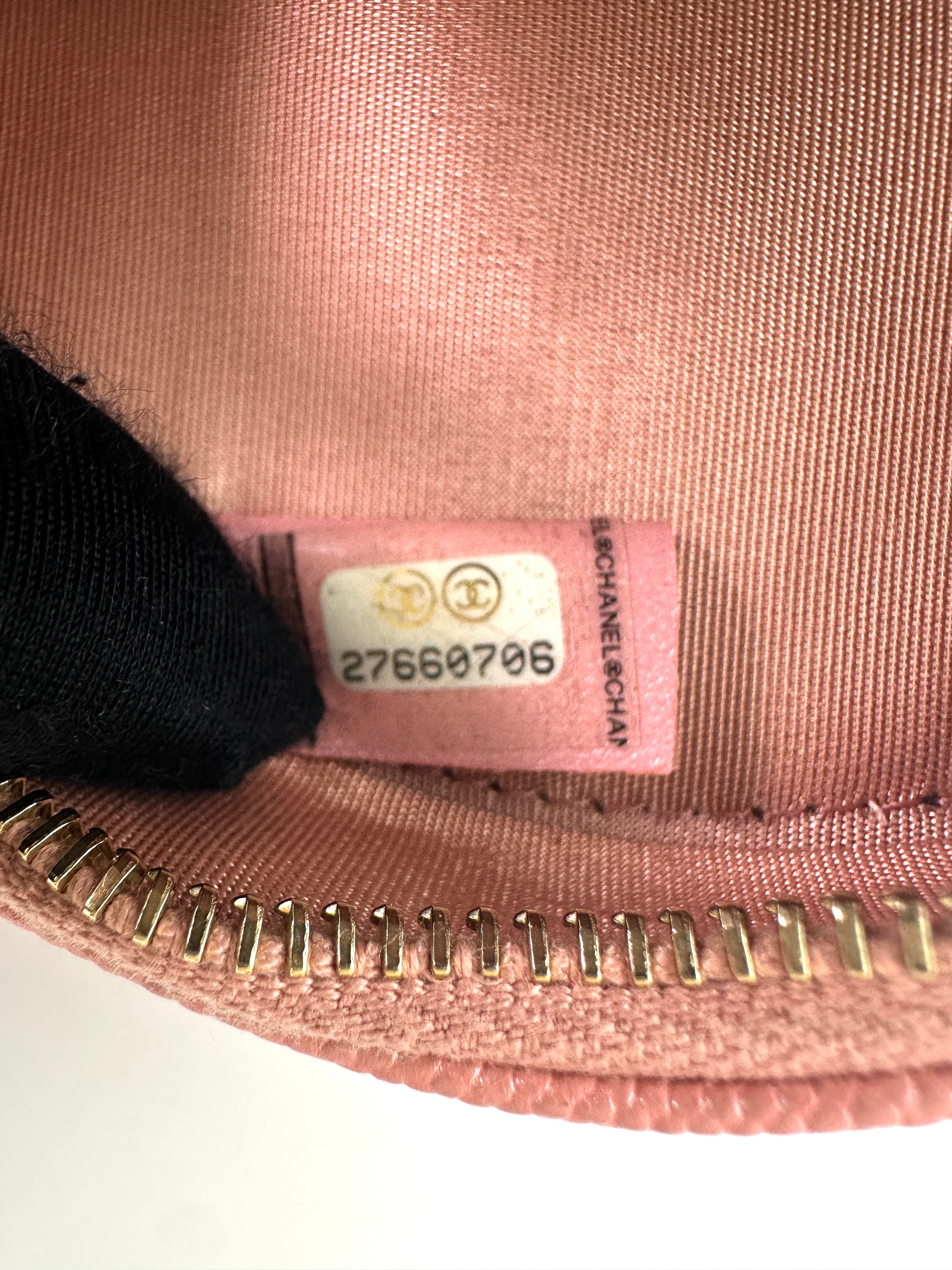 Chanel Iridescent Pink Quilted Leather Round Clutch(27***06) CC2313