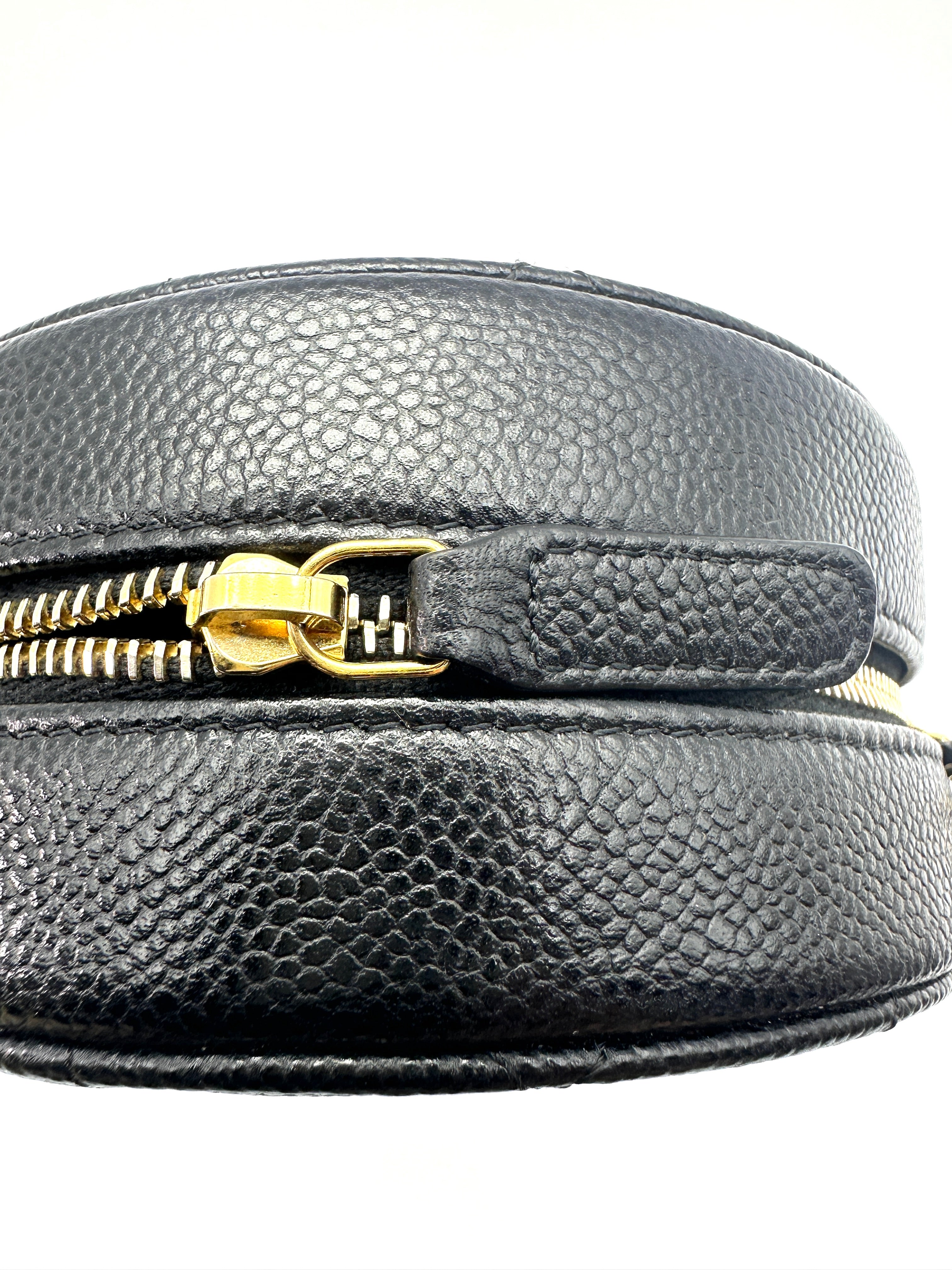 Chanel Black Quilted Leather Round Clutch(31***79) CC2315