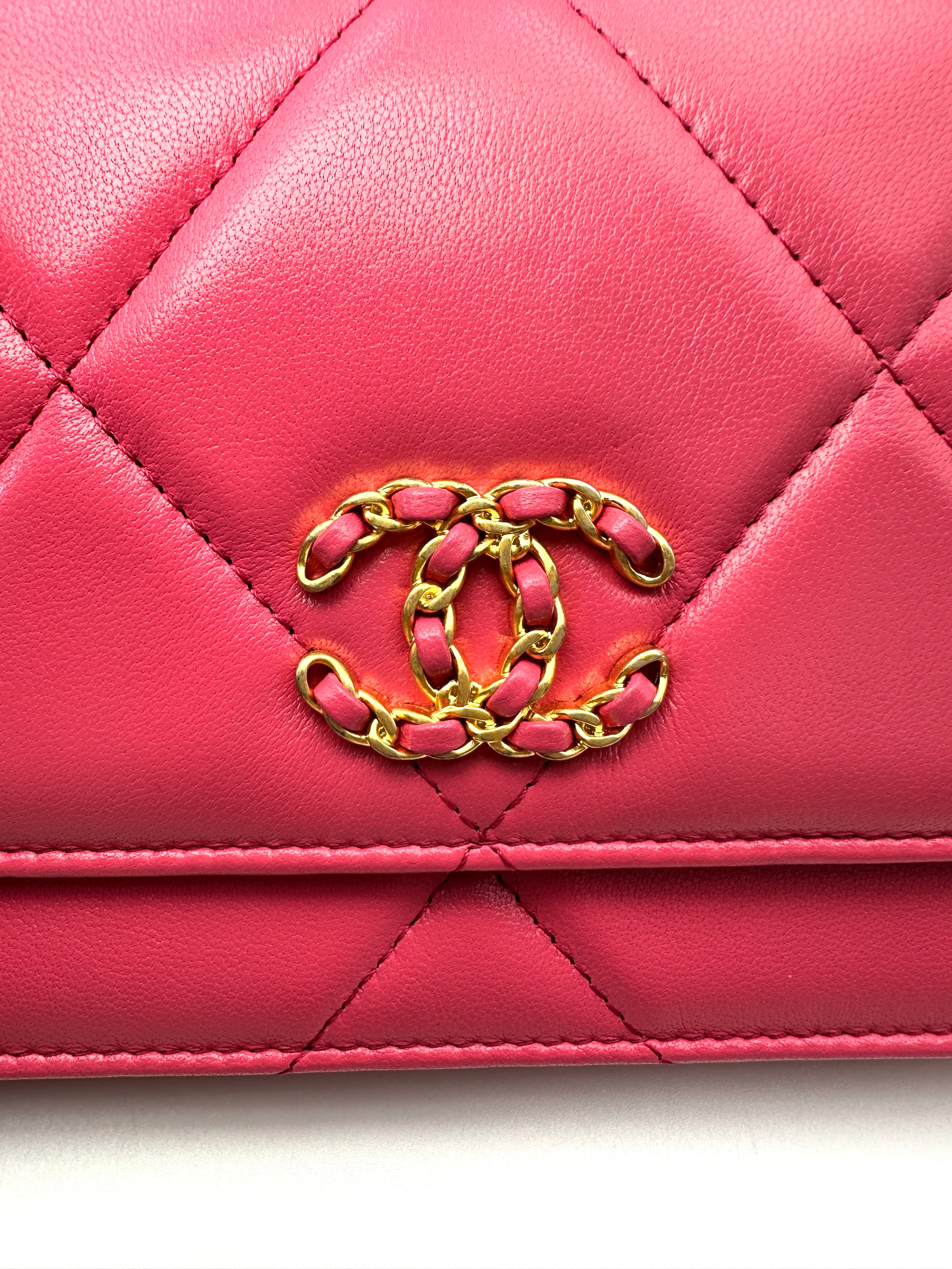 Chanel 19Bag Pink Quilted Leather Wallet On Chain(29***55) CC2314