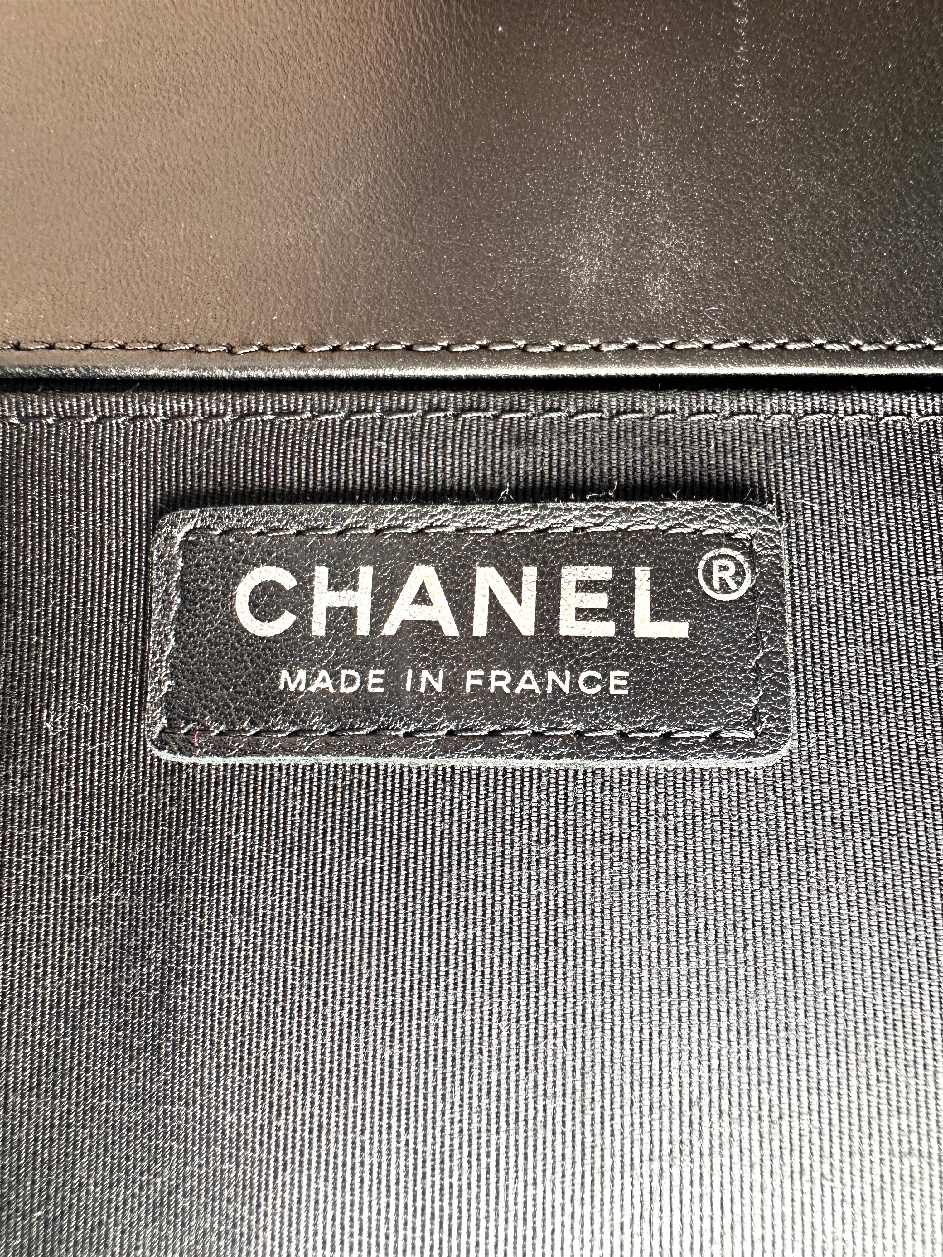 Chanel LeBoy Black Chevron Quilted Leather Medium Size Flap Bag With Silver Buckle(24***86) CC2317
