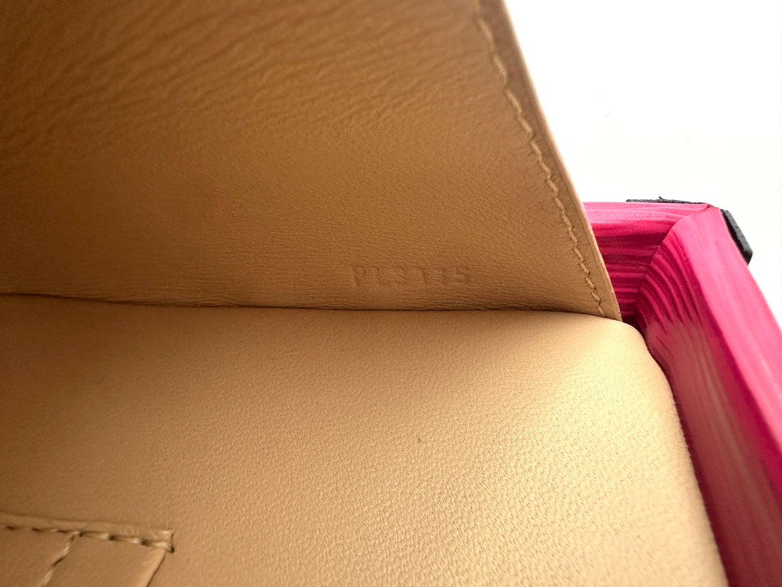 Louis Vuitton Petite Malle Pink Epi Leather Shoulder Bag LV3144