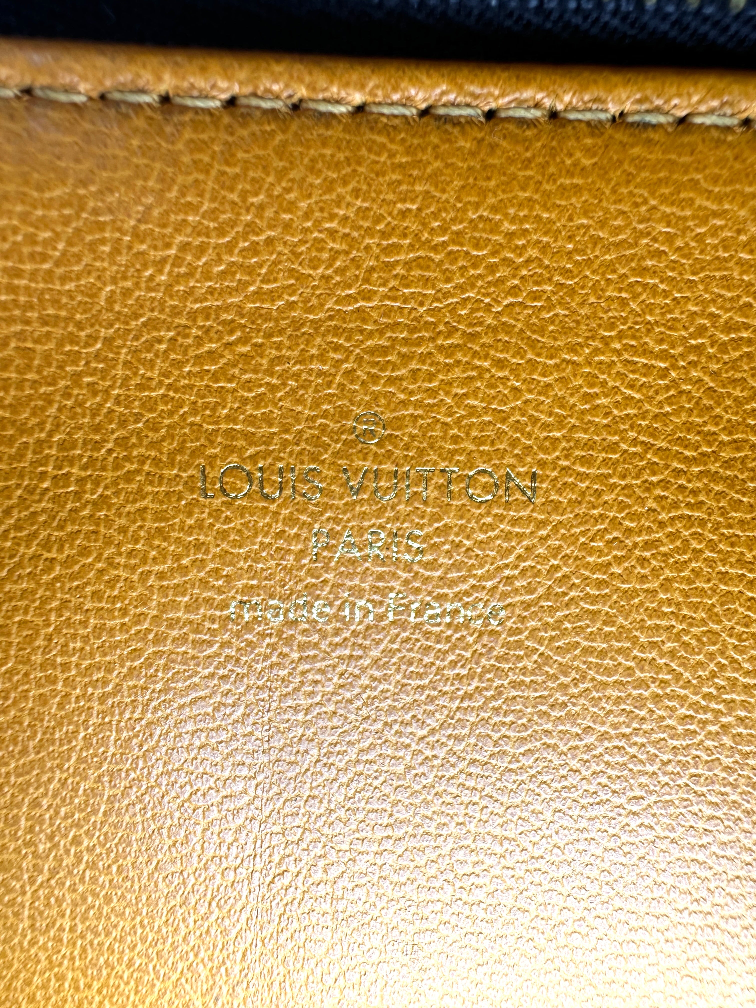 Louis Vuitton Coussin PM Black Monogram Embossed Leather Shoulder Bag LV3147