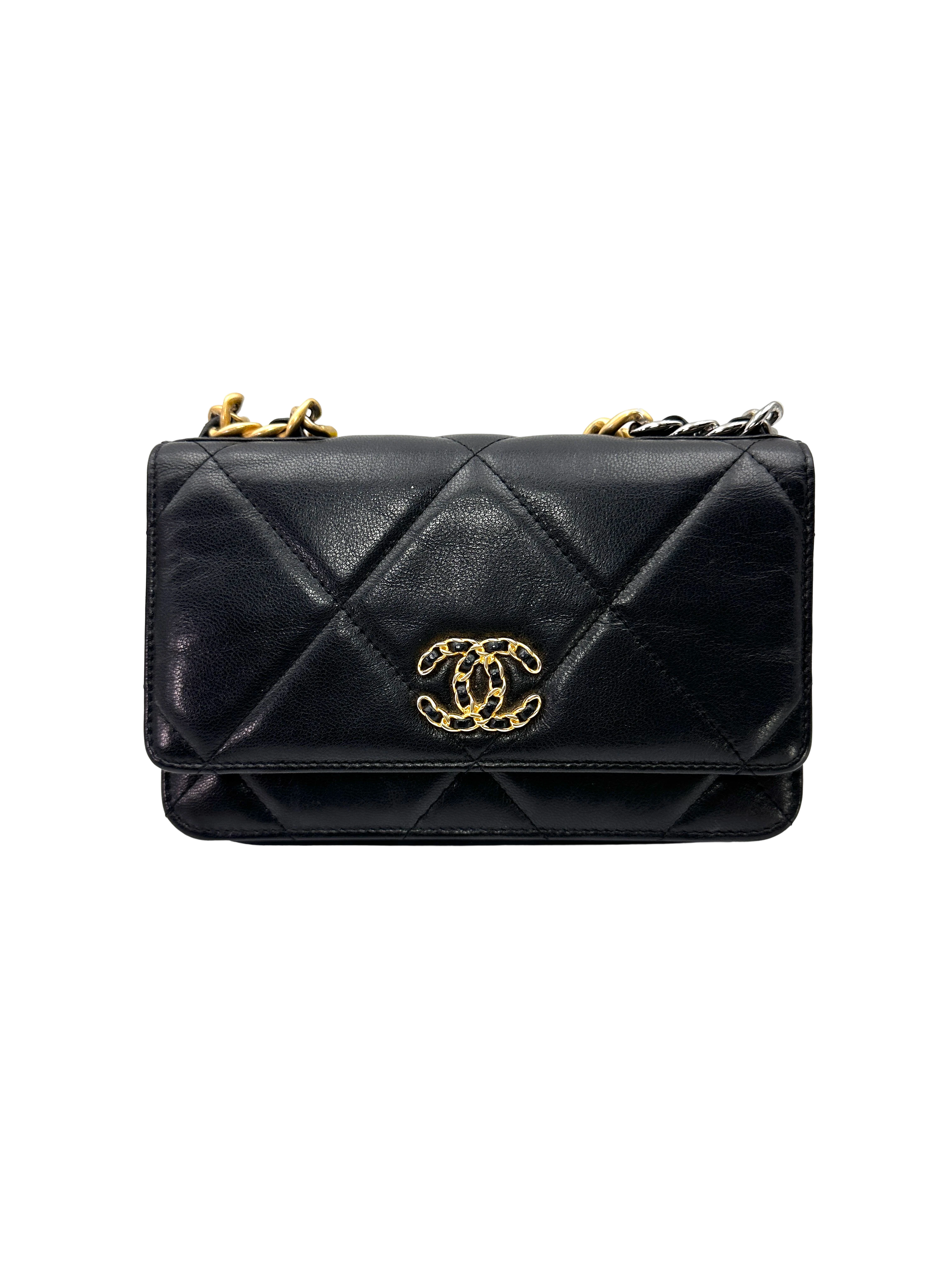 Chanel 19Bag Black Quilted Leather Wallet On Chain(30***91) CC2319