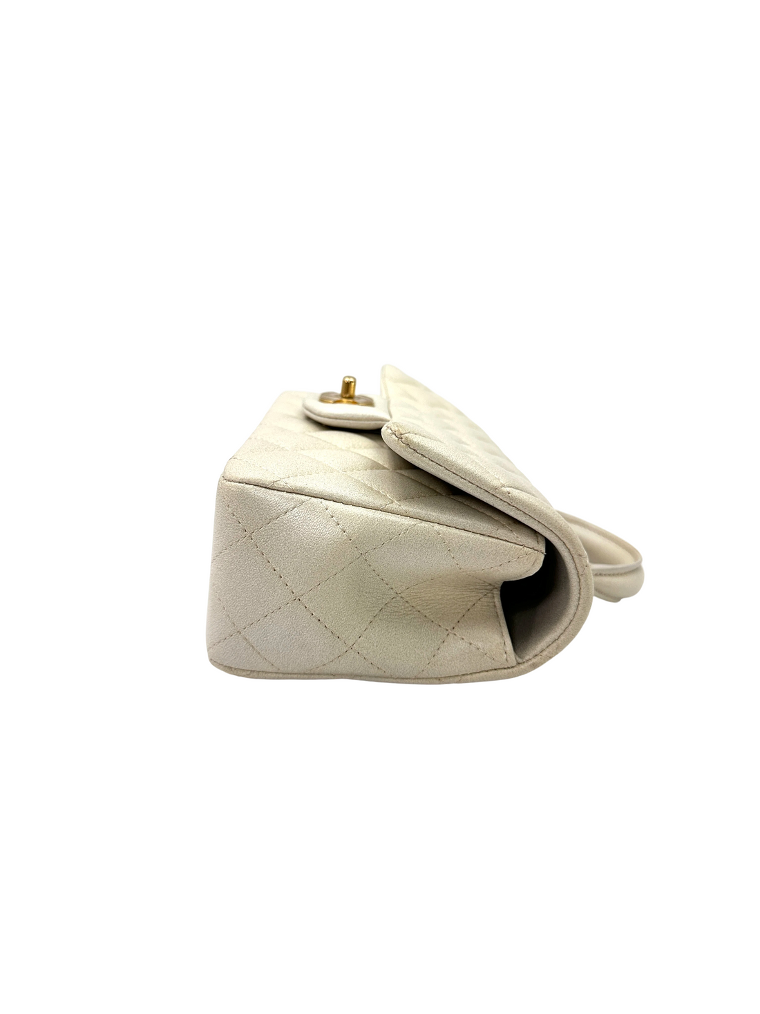 Chanel 21S Classic Flap White Quilted Lambskin Top Handle Bag(31***15) IRIS255