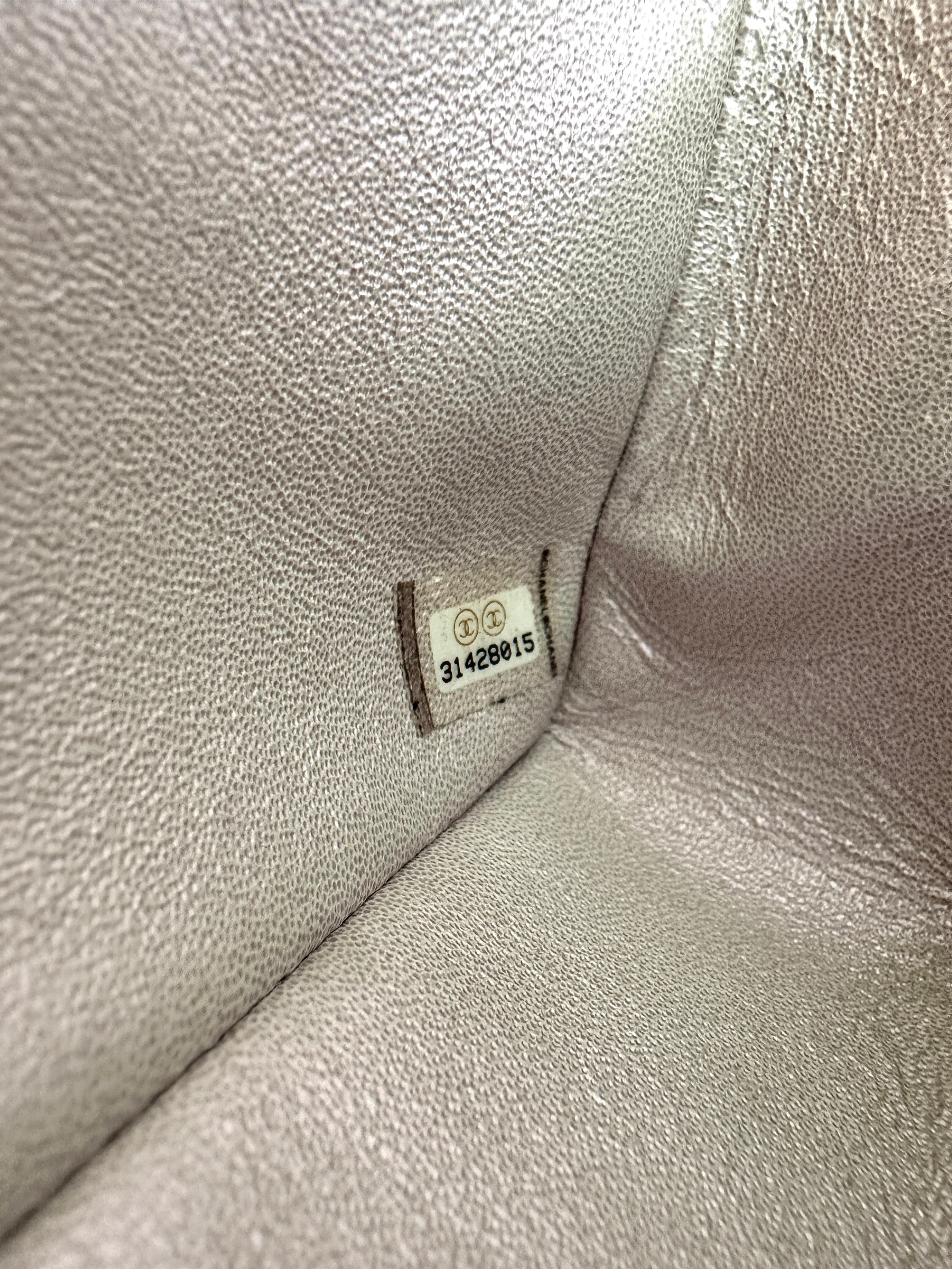 Chanel 21S Classic Flap White Quilted Lambskin Top Handle Bag(31***15) IRIS255
