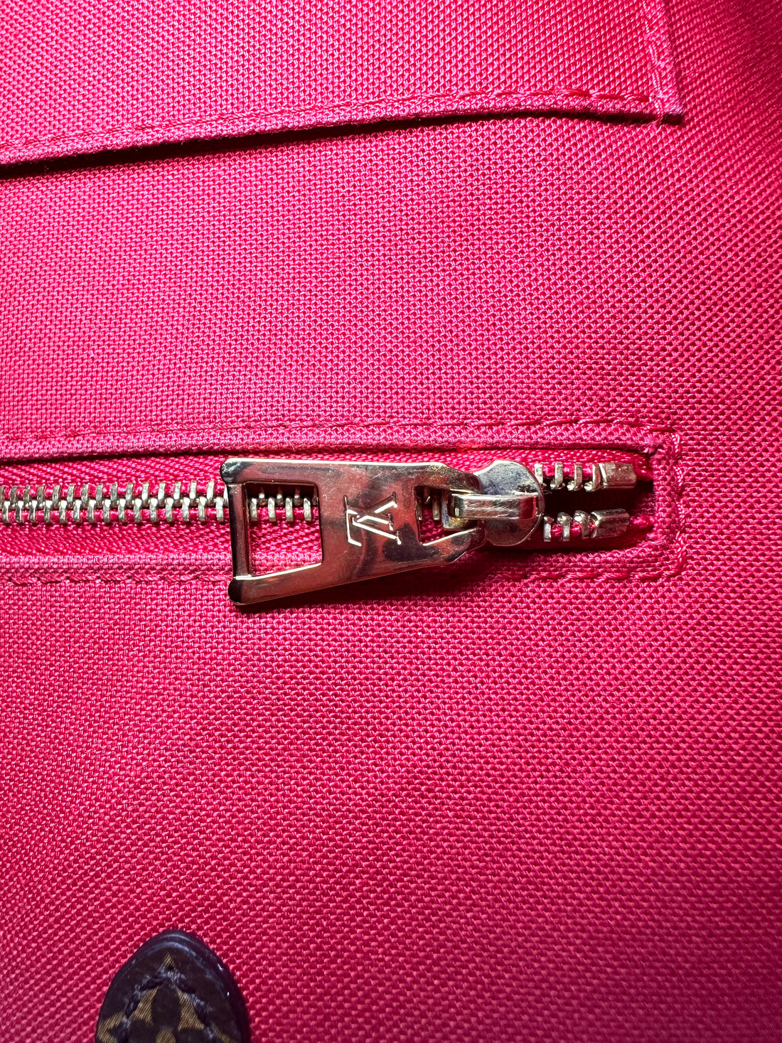Louis Vuitton Onthego GM Monogram Canvas Handle Bag LV3152
