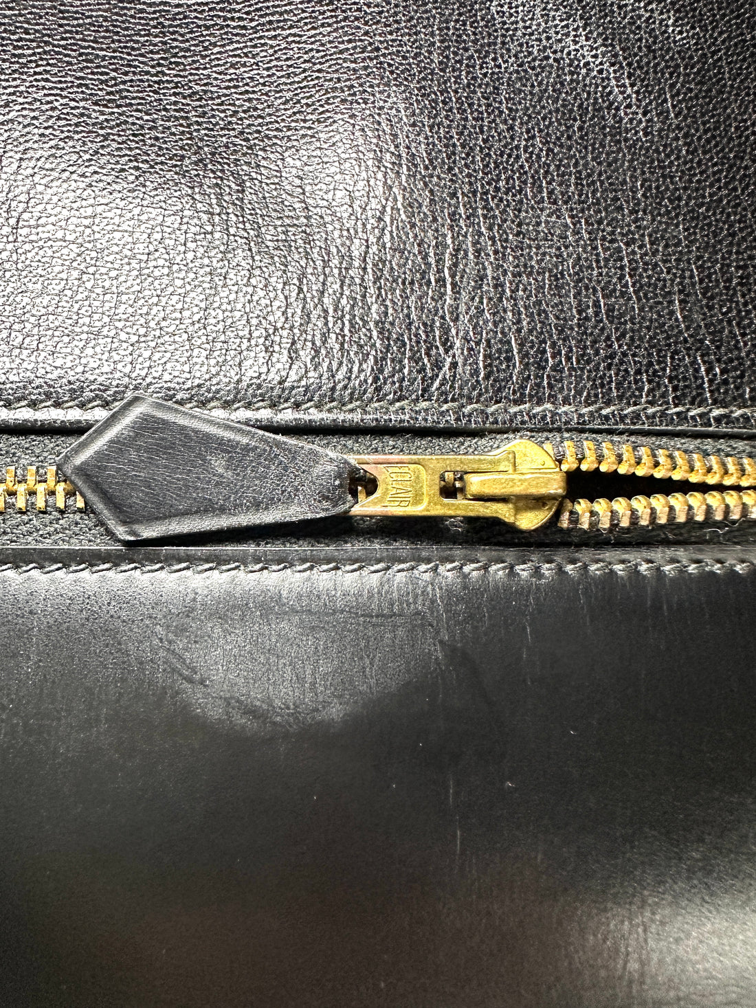 Hermes Kelly32 Black Leather Handle Bag With Gold Hardware HR134
