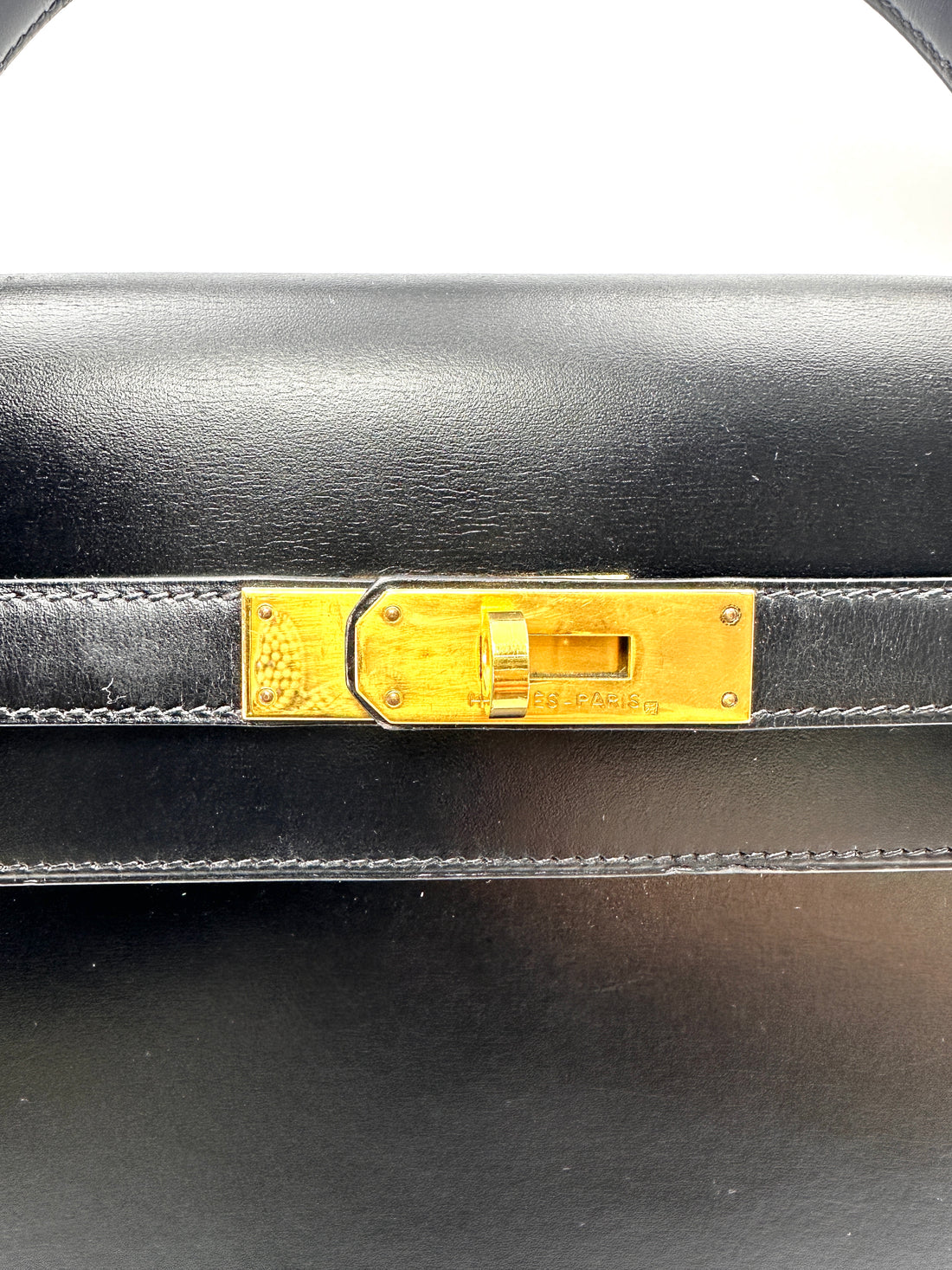 Hermes Kelly32 Black Leather Top Handle Bag With Gold Hardware HR133